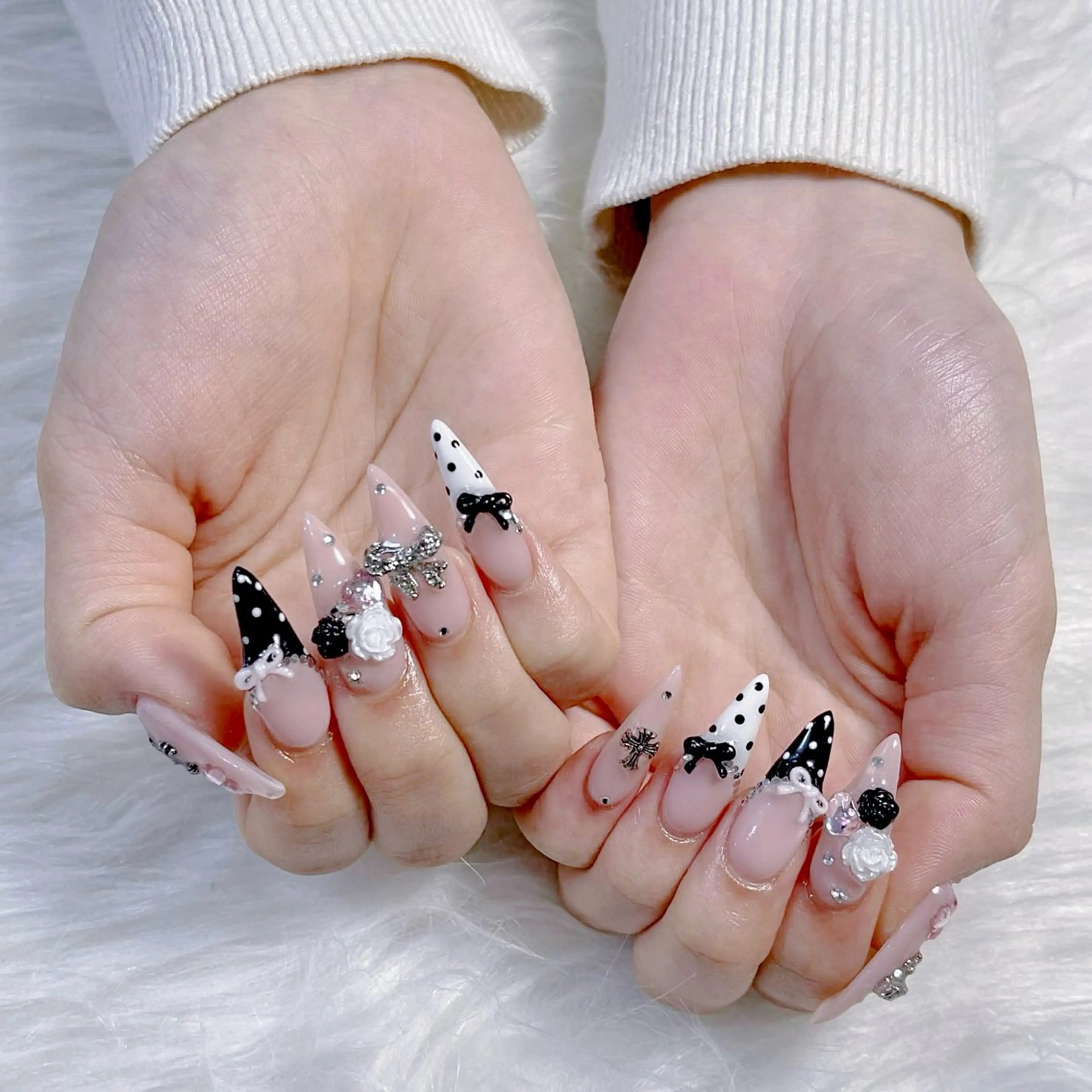 ネイル YUKI NAIL 大国町店のネイルデザイン