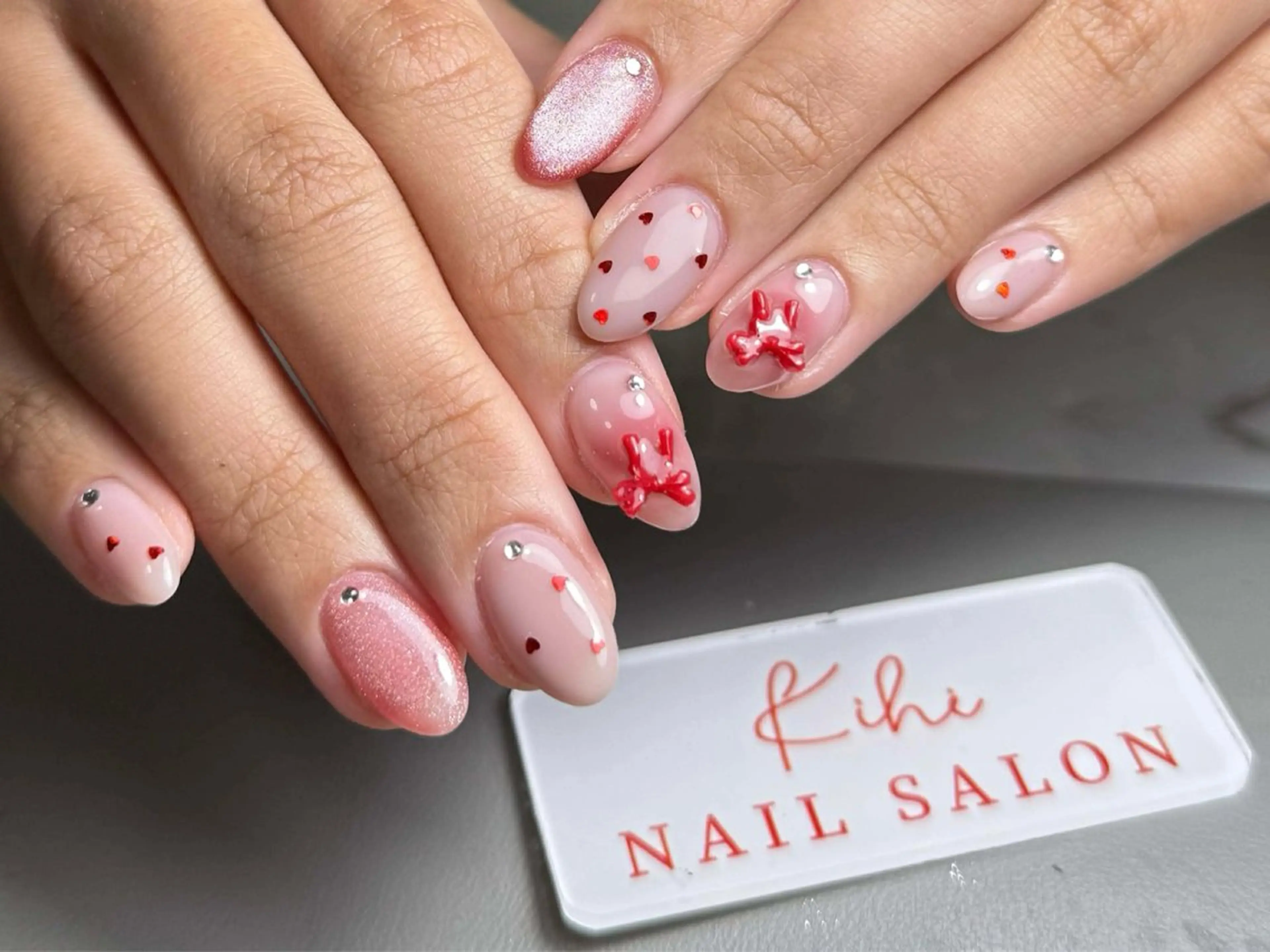 ネイル アートネイル フレンチネイル ジェルネイル グラデーション 韓国ネイル ハンドネイル 💕鈴木ユリ パラジェル/オフ無料のネイルデザイン