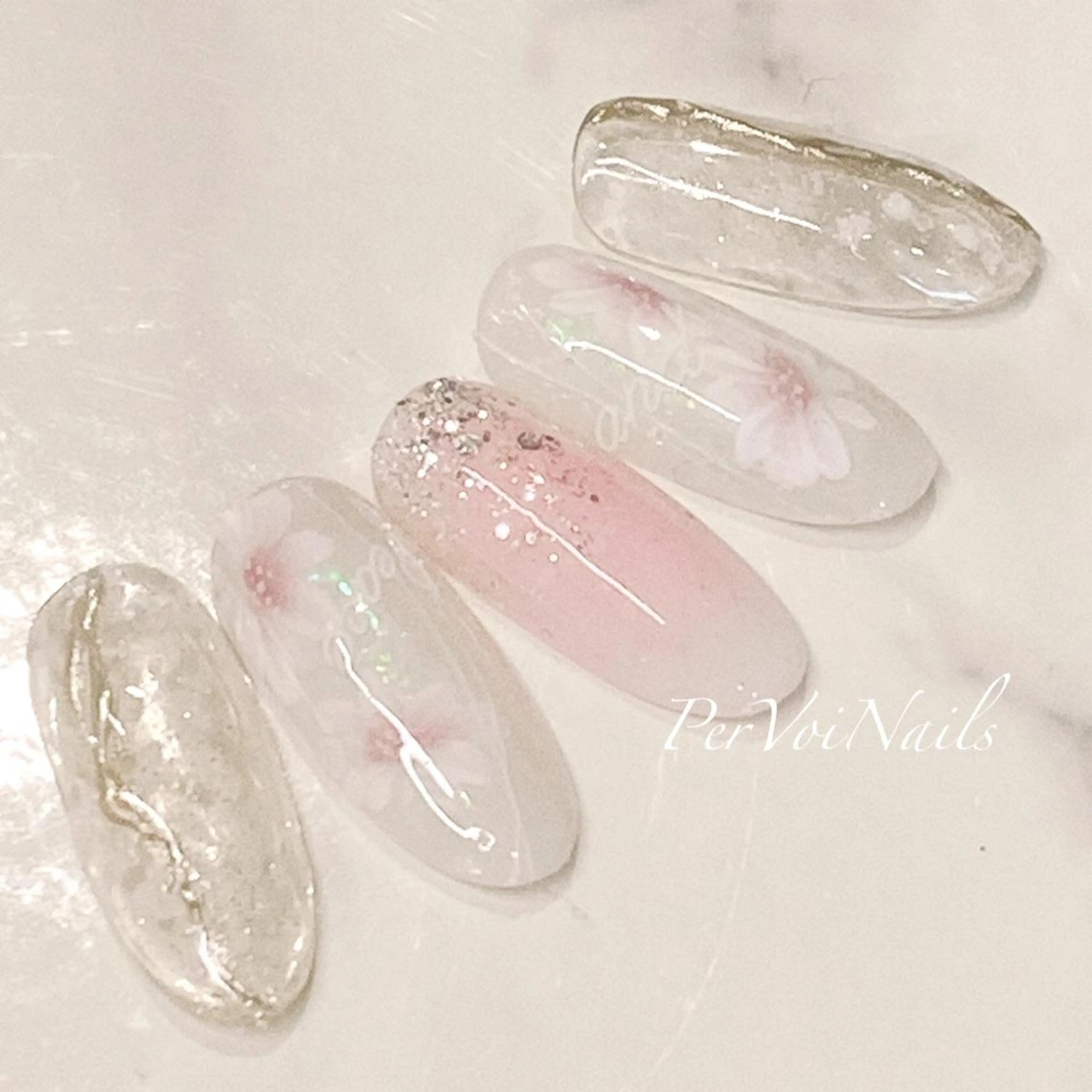 ネイル アートネイル ブラウン フラワーネイル ジェルネイル ゴージャス ハンドネイル ネイルサロン ペルボイネイルズのネイルデザイン