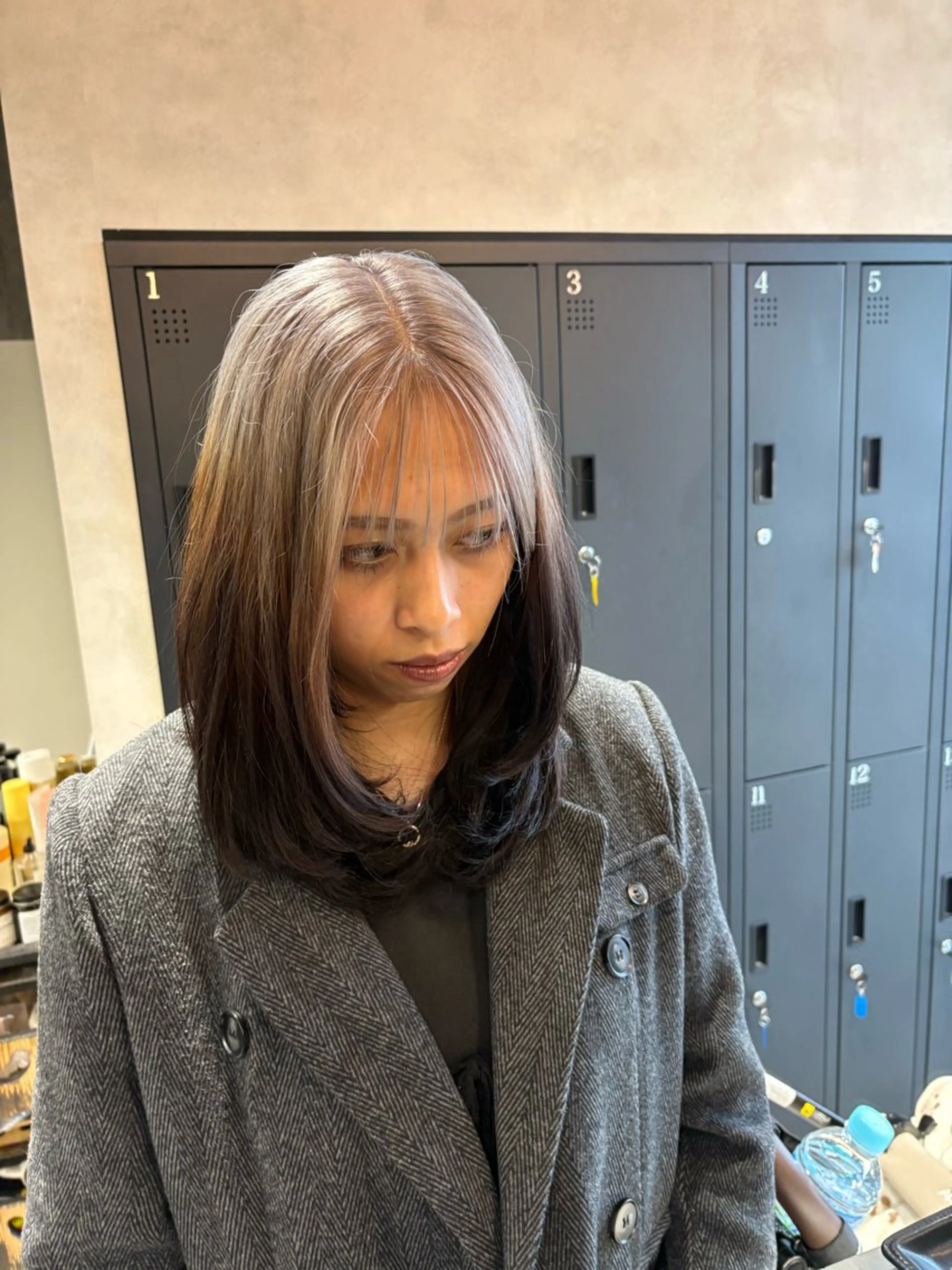 セミロング カラー シルバー 茅ヶ崎/ハイトーン/ Ramuのヘアスタイル