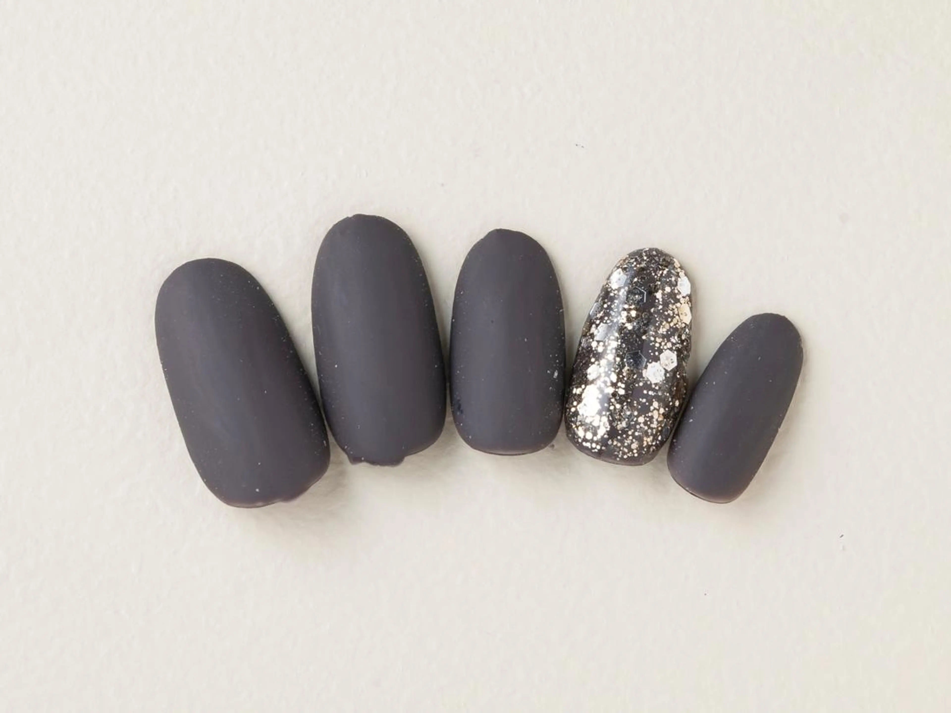 ネイル reyel Aのネイルデザイン