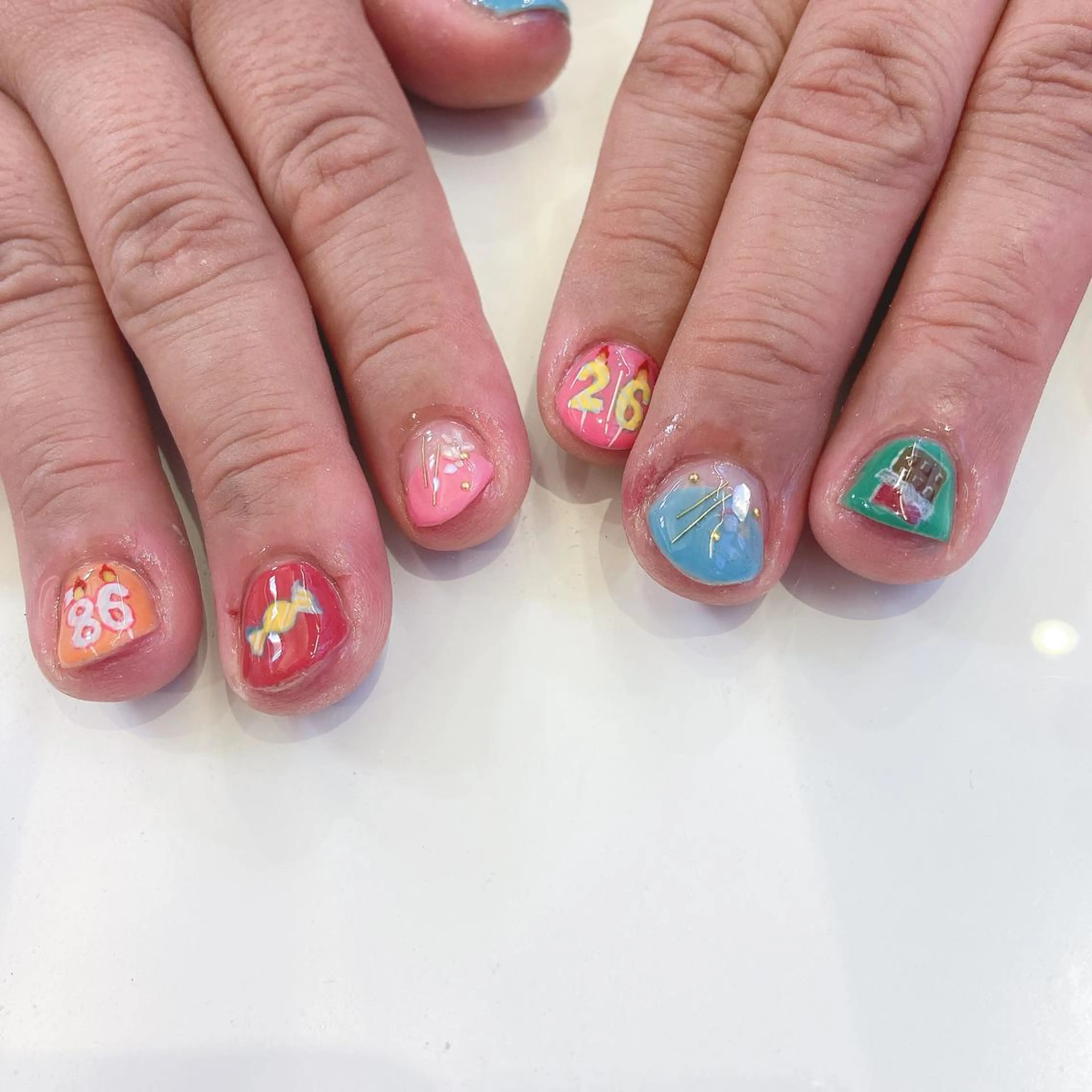 ネイル 韓国風✨髪質改善✨ 縮毛矯正✨松浦知奈美のヘアスタイル