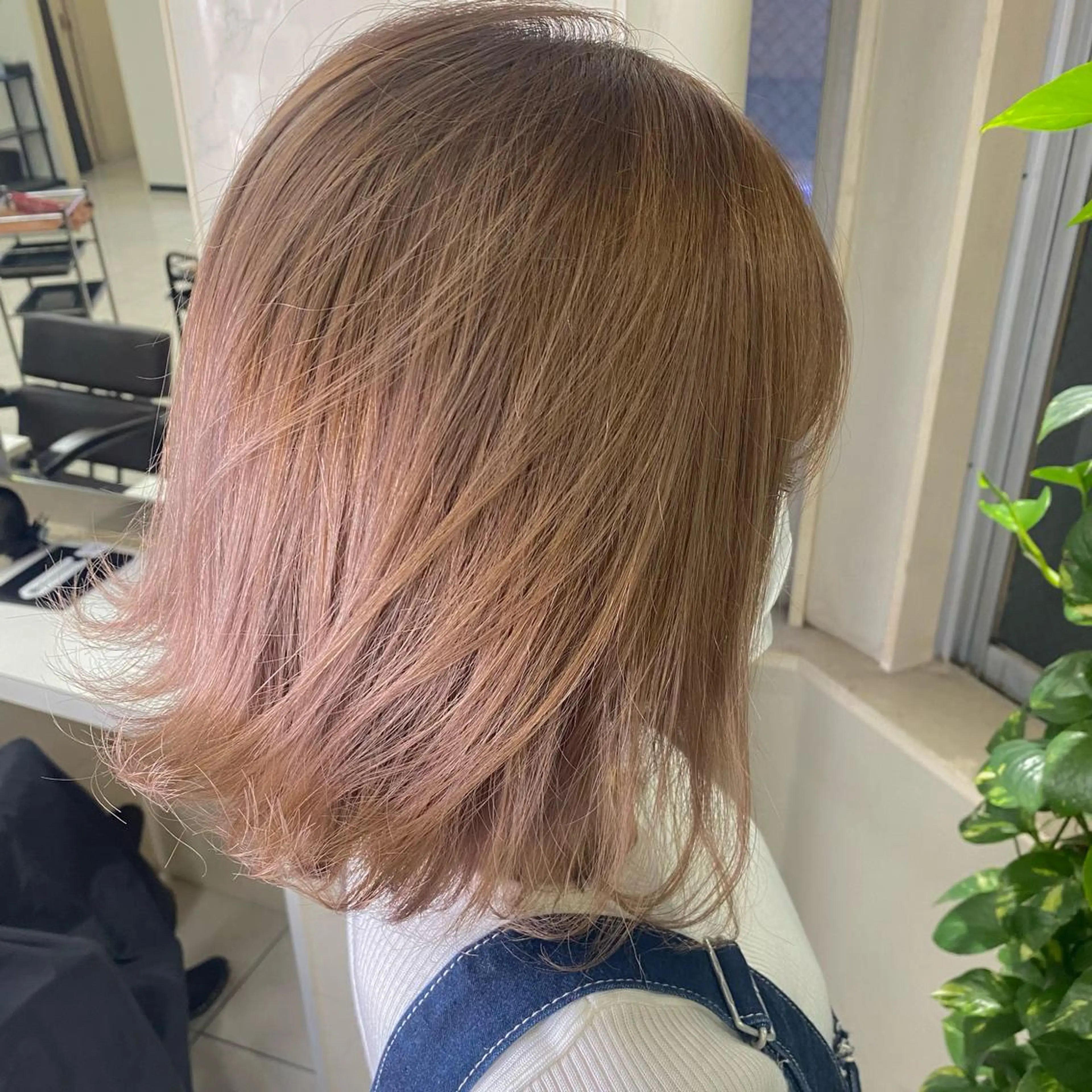 ミディアム カラー ヘアカラー シールエクステ特化 ハイトーン、NANAのヘアスタイル