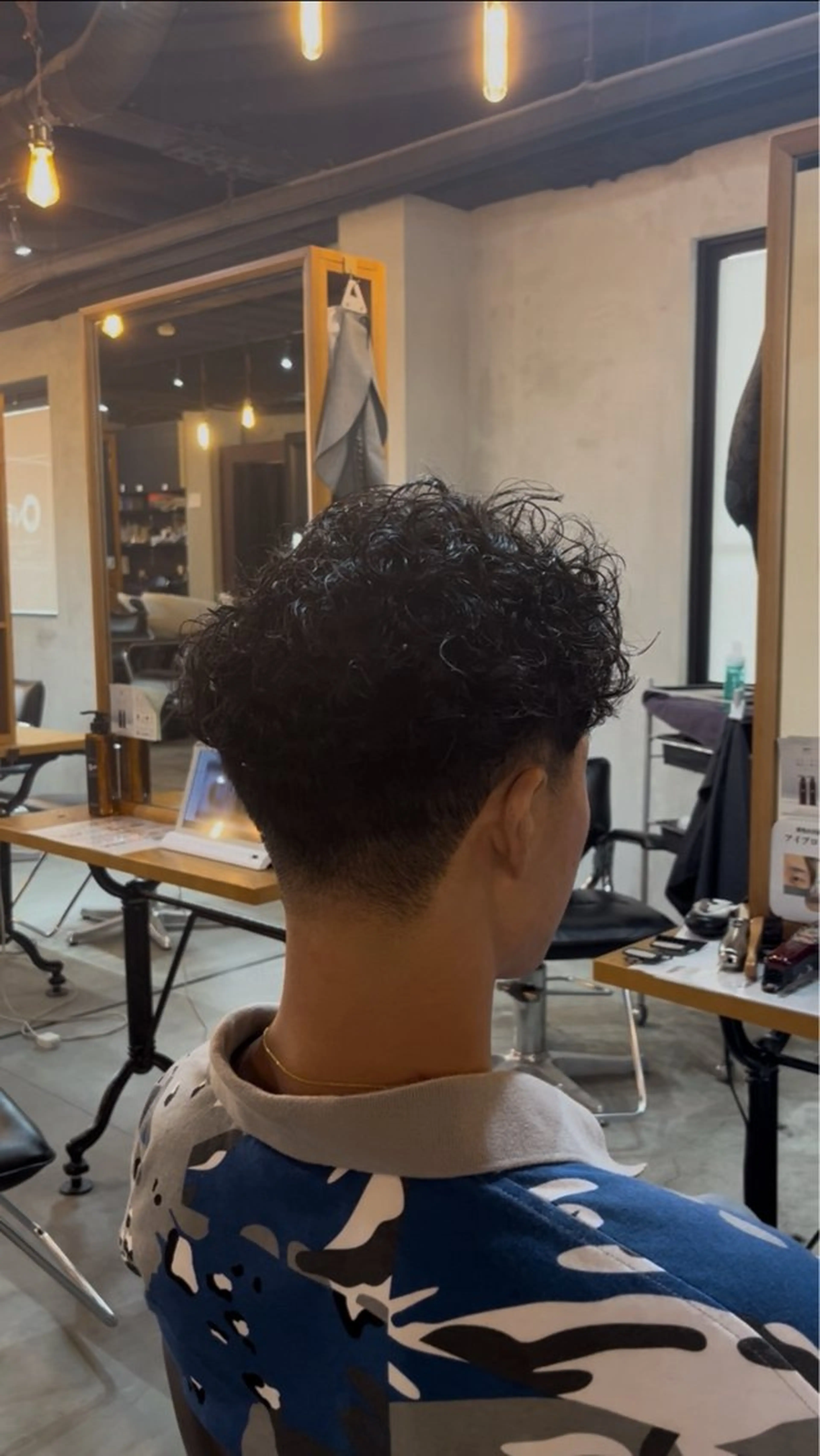 ショート パーマ メンズ カット パーマ 海外風メンズ🇺🇸 💈N.Yuto💈のヘアスタイル