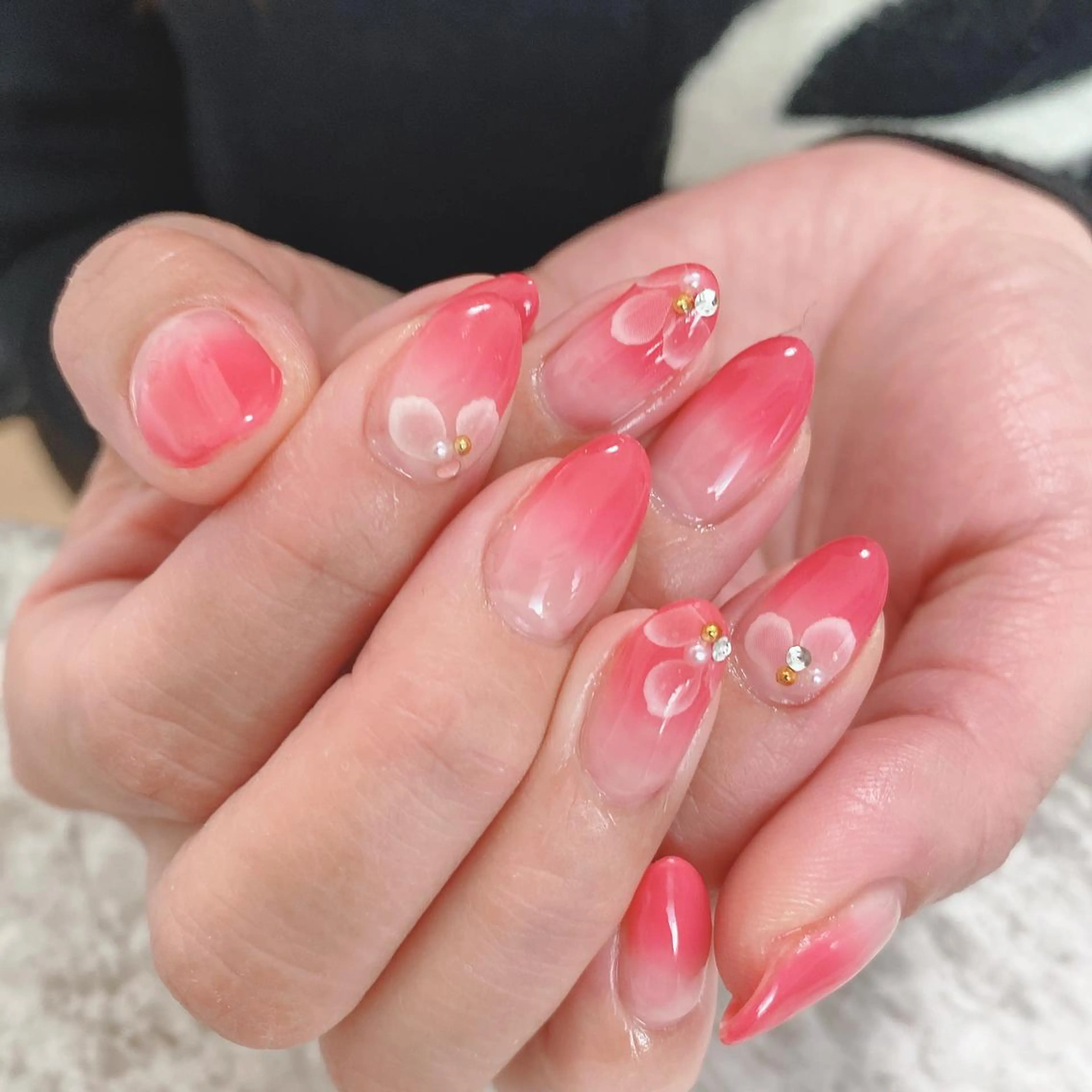 ネイル 吉岡 裕子のネイルデザイン