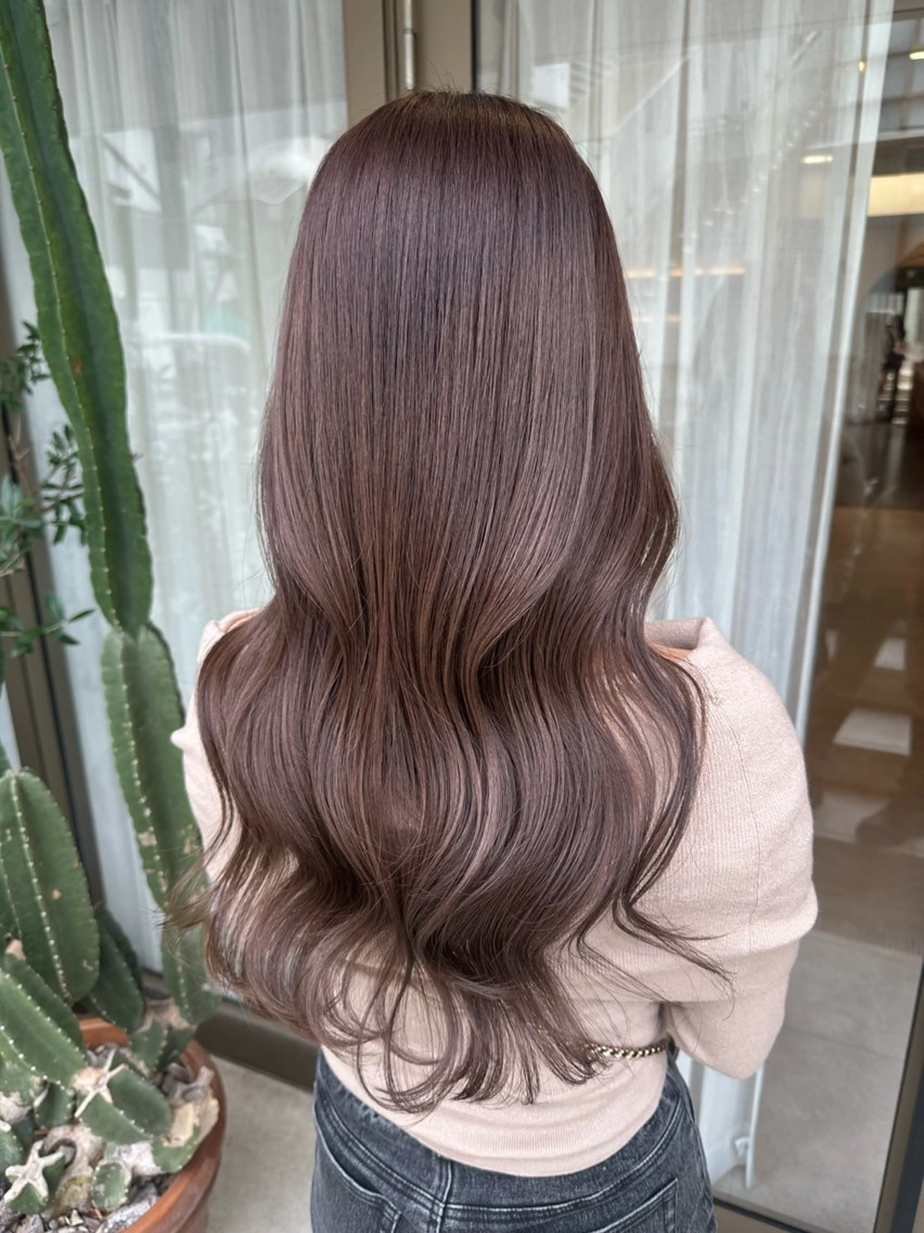 ロング カラー ベージュカラー ショコラベージュ 透明感カラー レイヤーカット 韓国ヘア🦢🖤 Sayumiのヘアスタイル