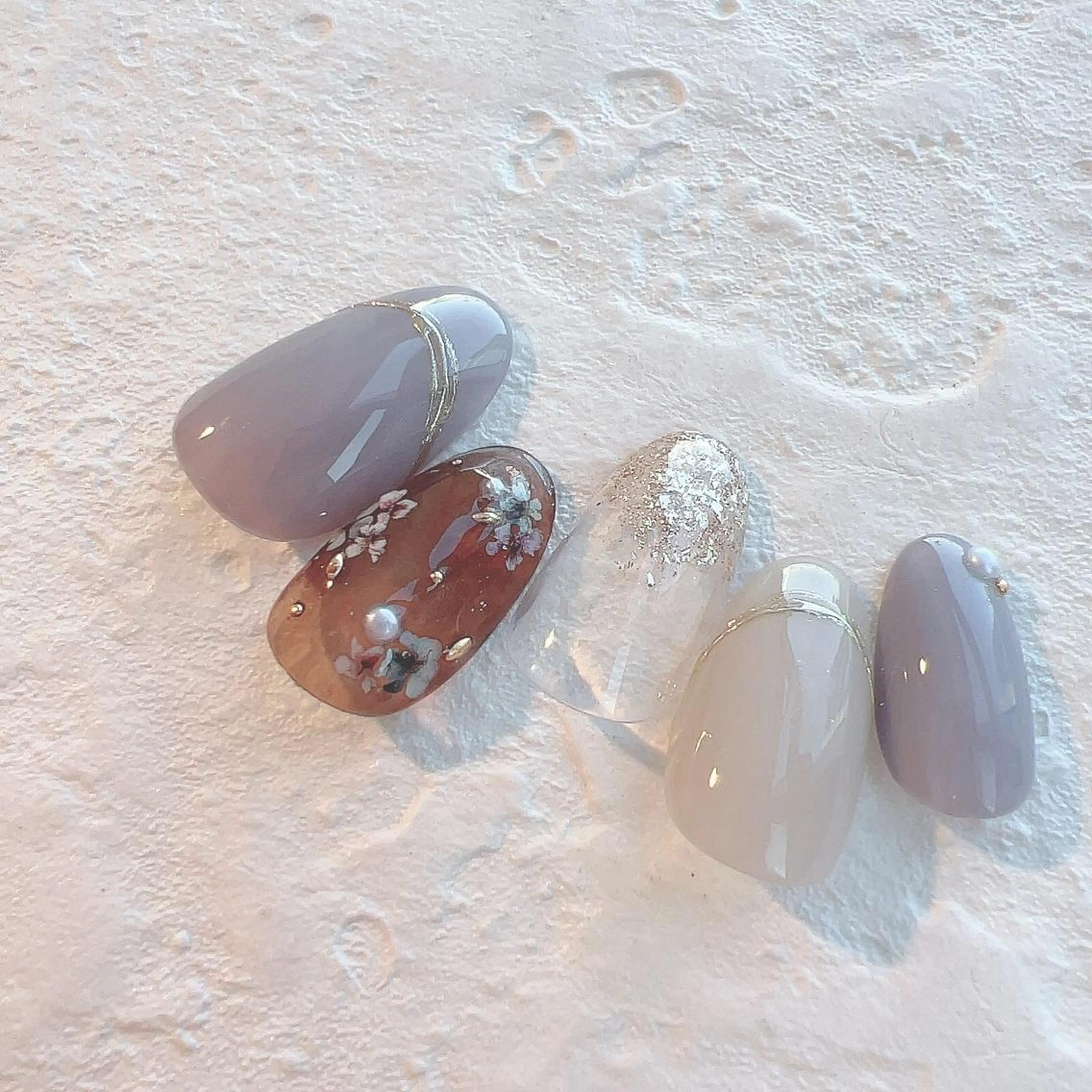 ネイル Momoka 𓅿𖤣𖥧のネイルデザイン