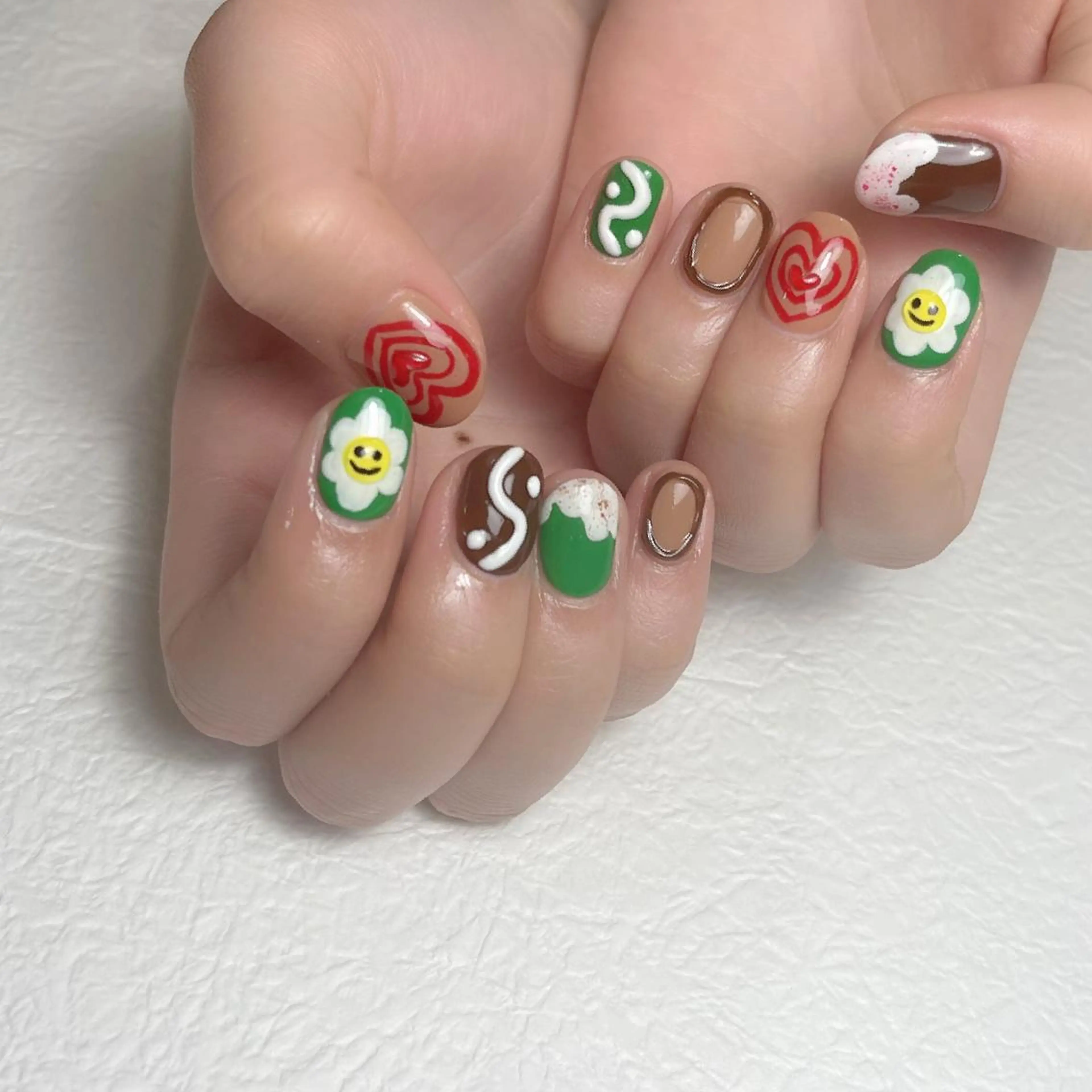 ネイル アートネイル ジェルネイル キラキラネイル ミラーネイル ニュアンスネイル Y nail なんば堀江店のネイルデザイン