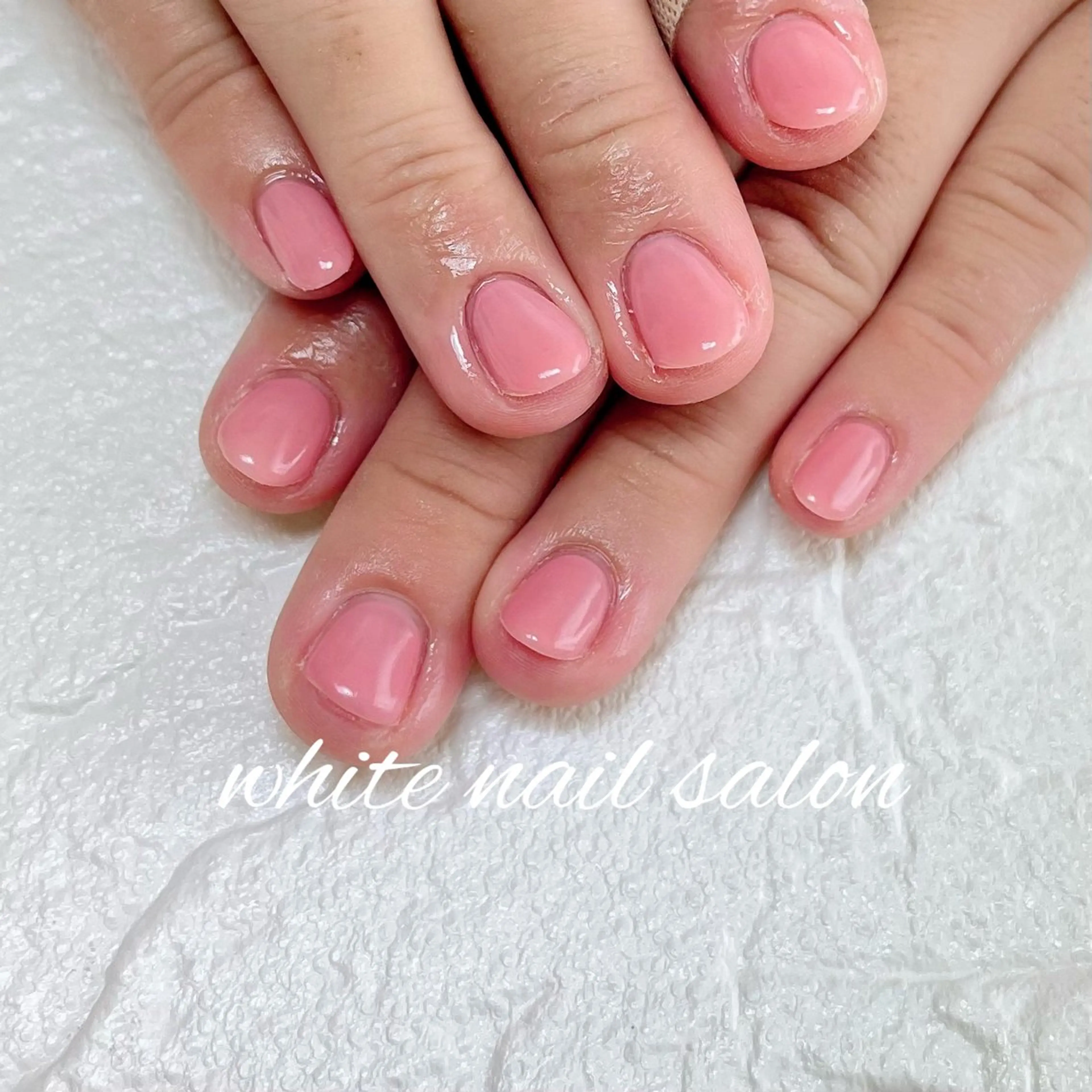 ネイル ラメ(グリッター) シンプルネイル ハンドネイル white nail salonのネイルデザイン