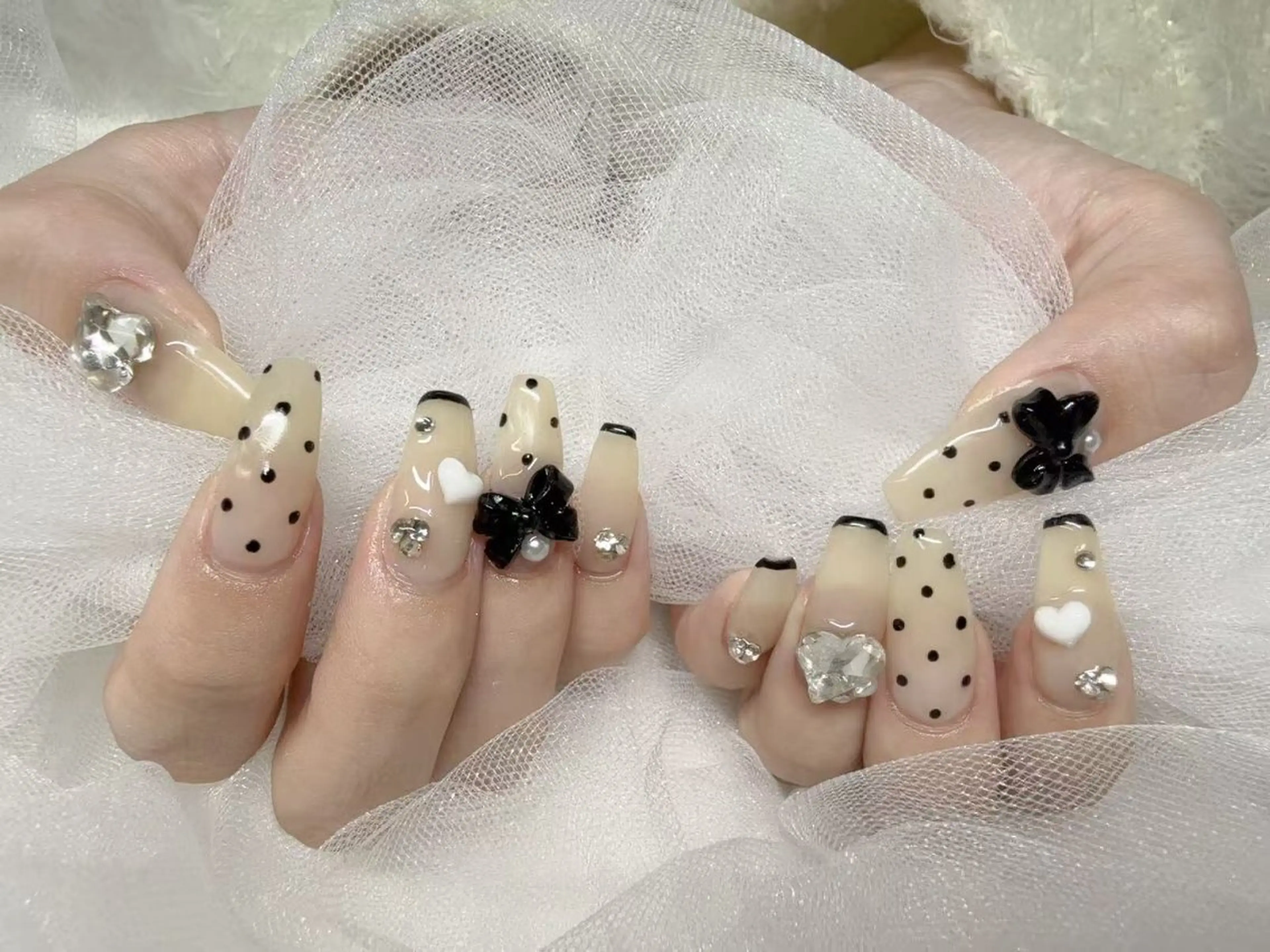 ネイル LR.ONE ヨウのネイルデザイン