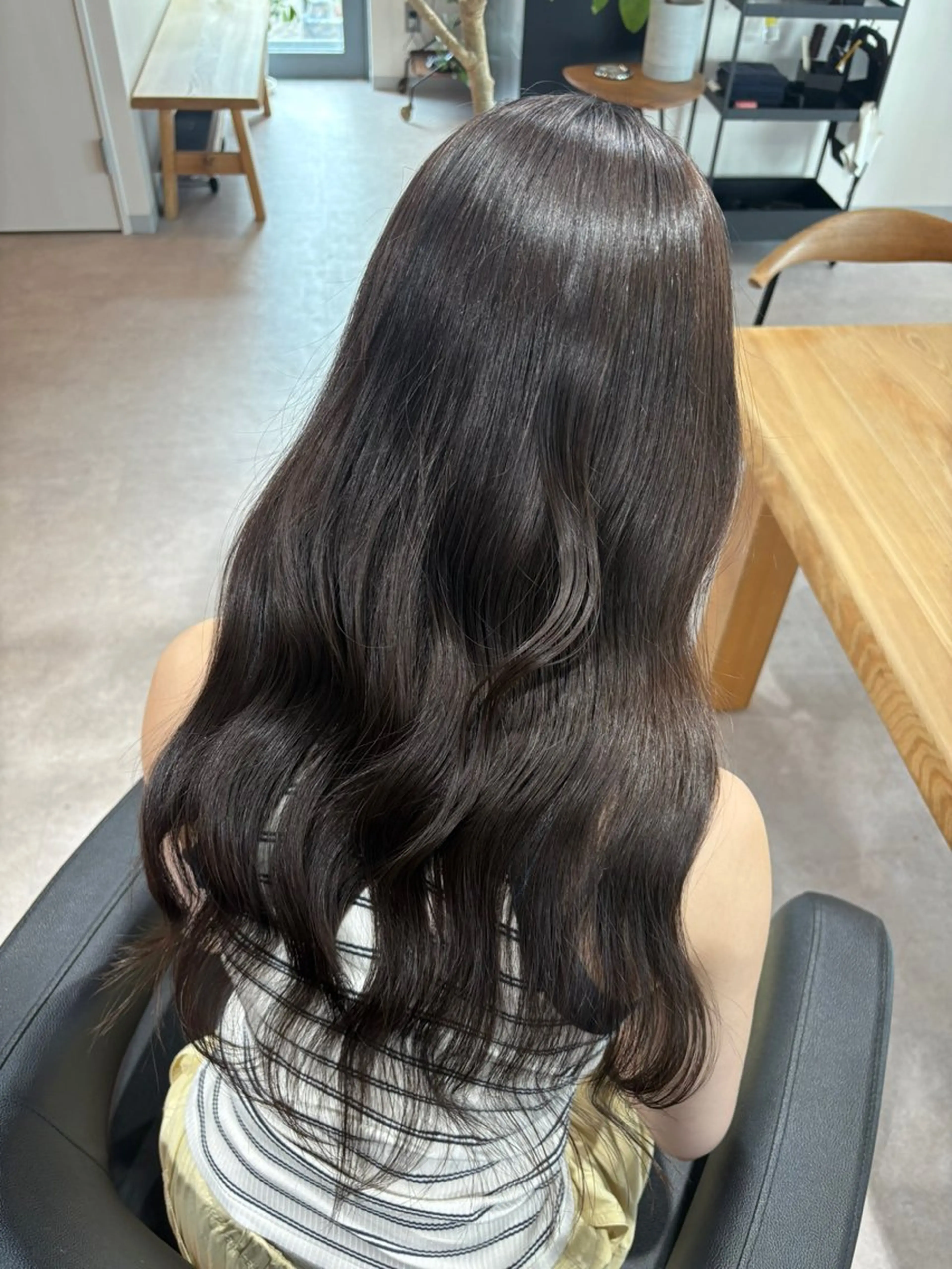 カラー グレージュ ヘアカラー aina / n.w.hのヘアスタイル