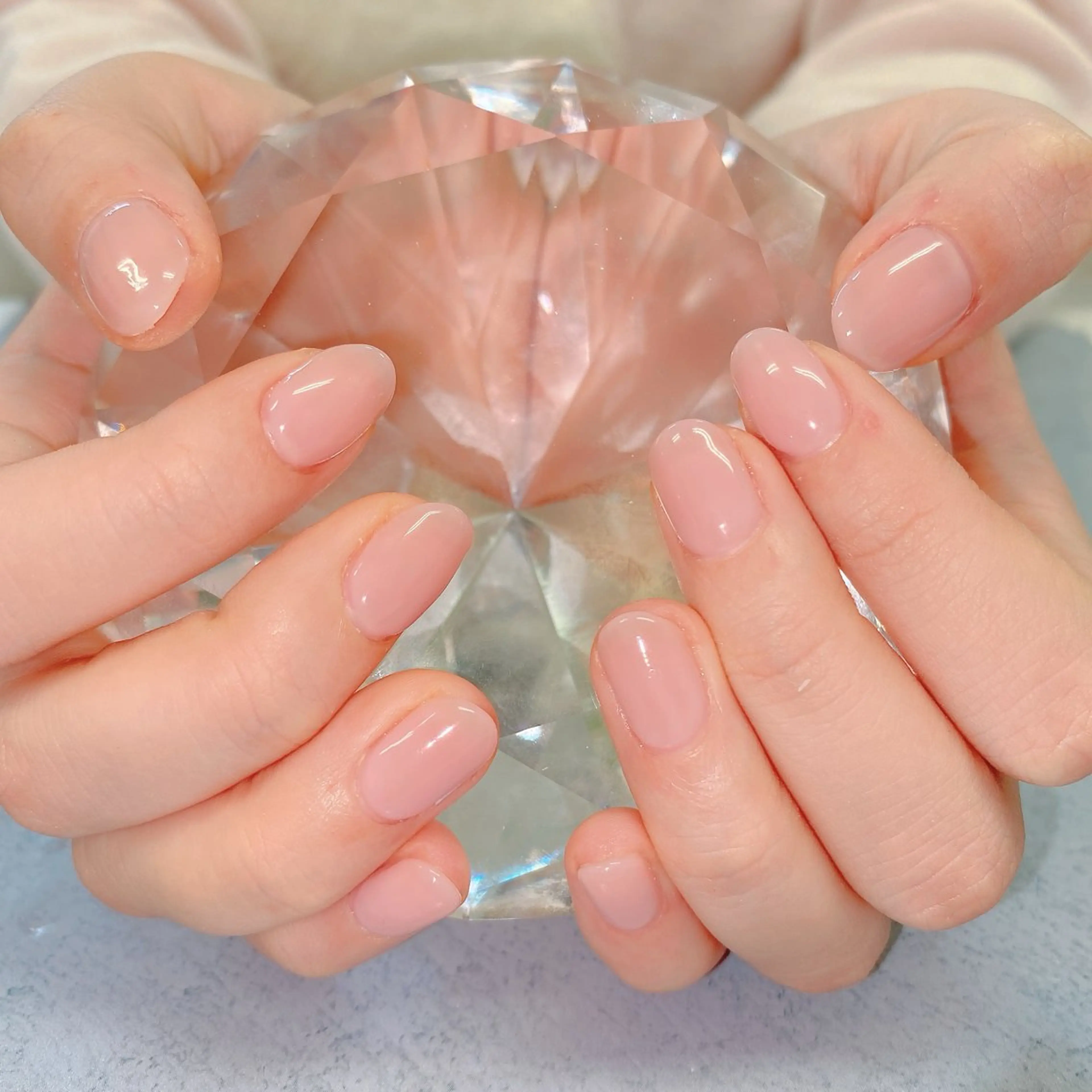 ネイル ワンカラーネイル シンプルネイル ハンドネイル Milana （研修生メニュー）のネイルデザイン