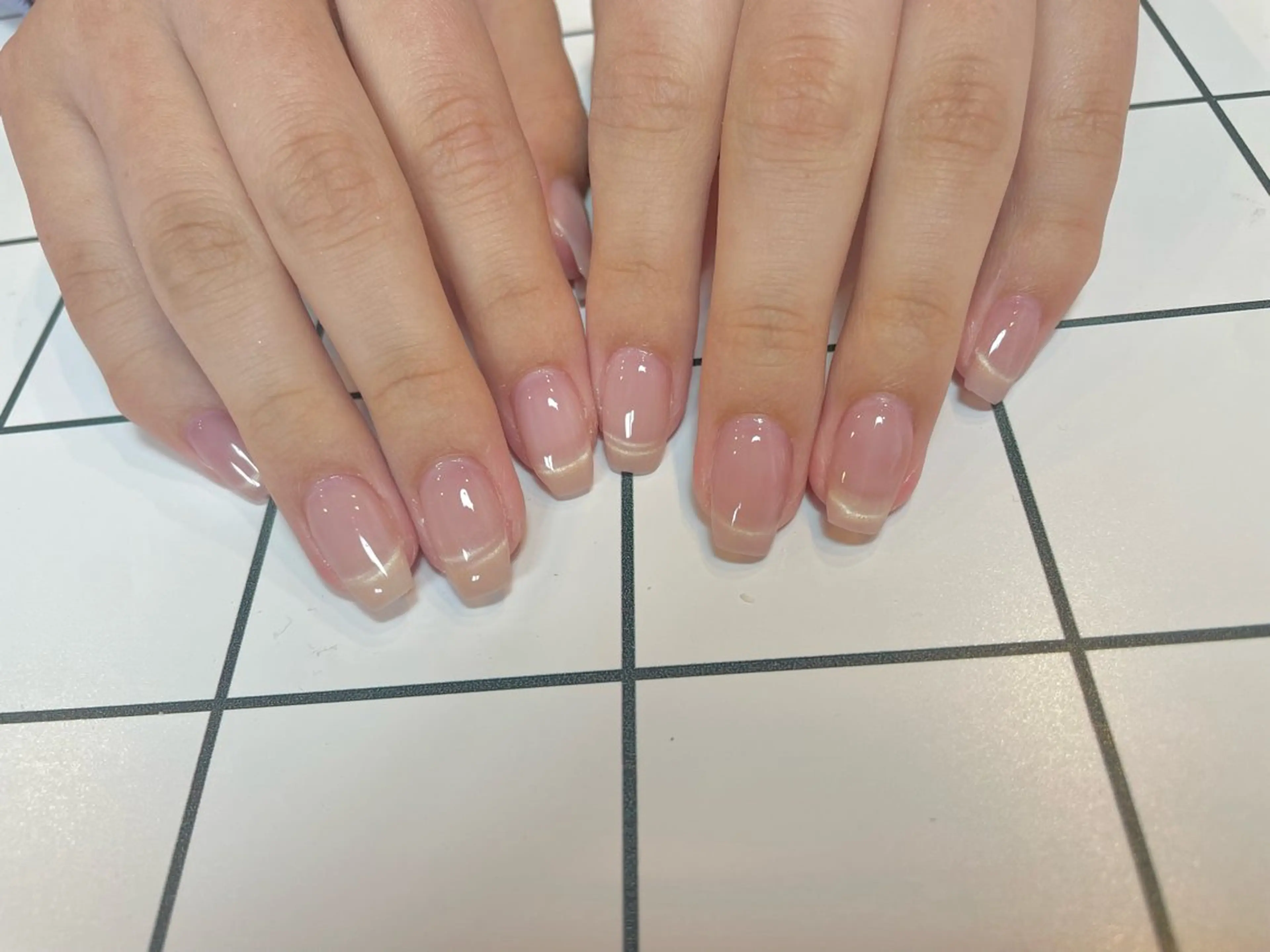 ネイル フレンチネイル マグネットネイル nail salon POPPYのネイルデザイン