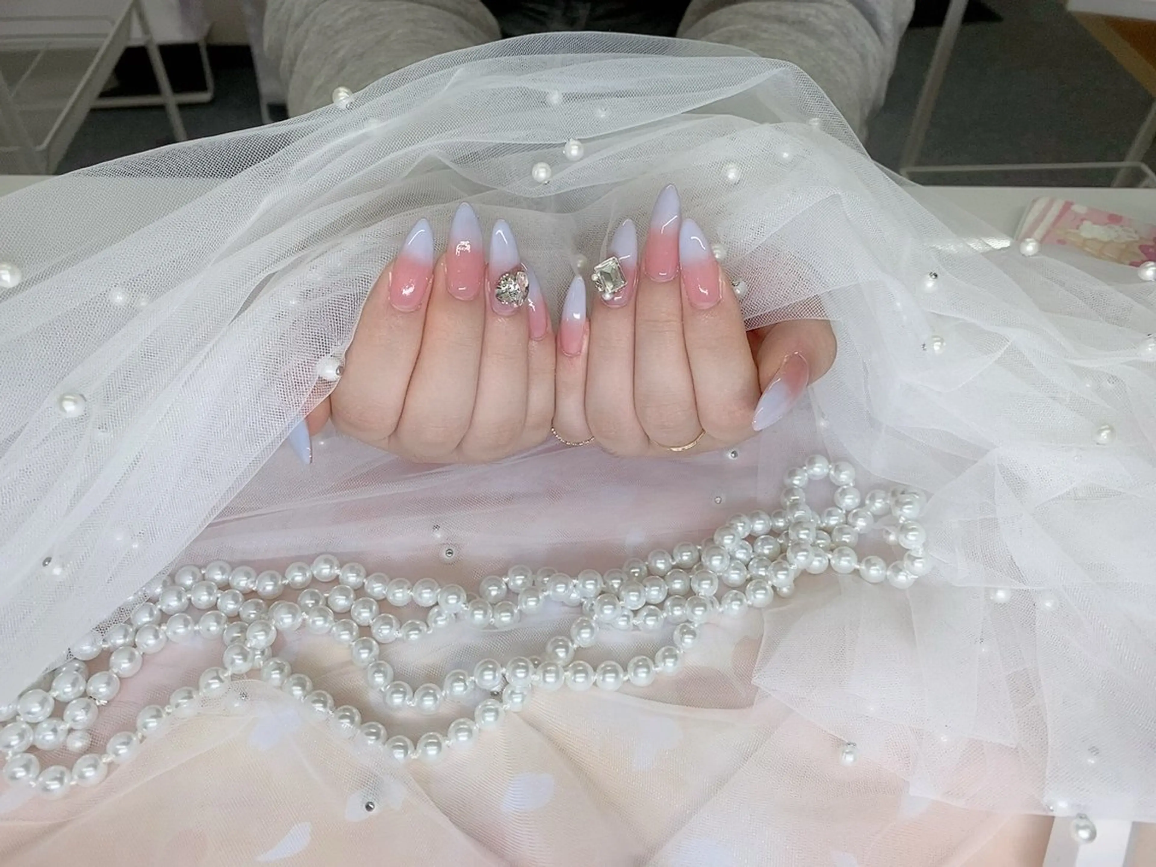 ネイル グラデーション スカルプネイル ETERNA Nail 銀座店【パラジェル/フィルイン/チップ長さだし/マグネット/ニュアンス】所属・ア カリのネイルデザイン