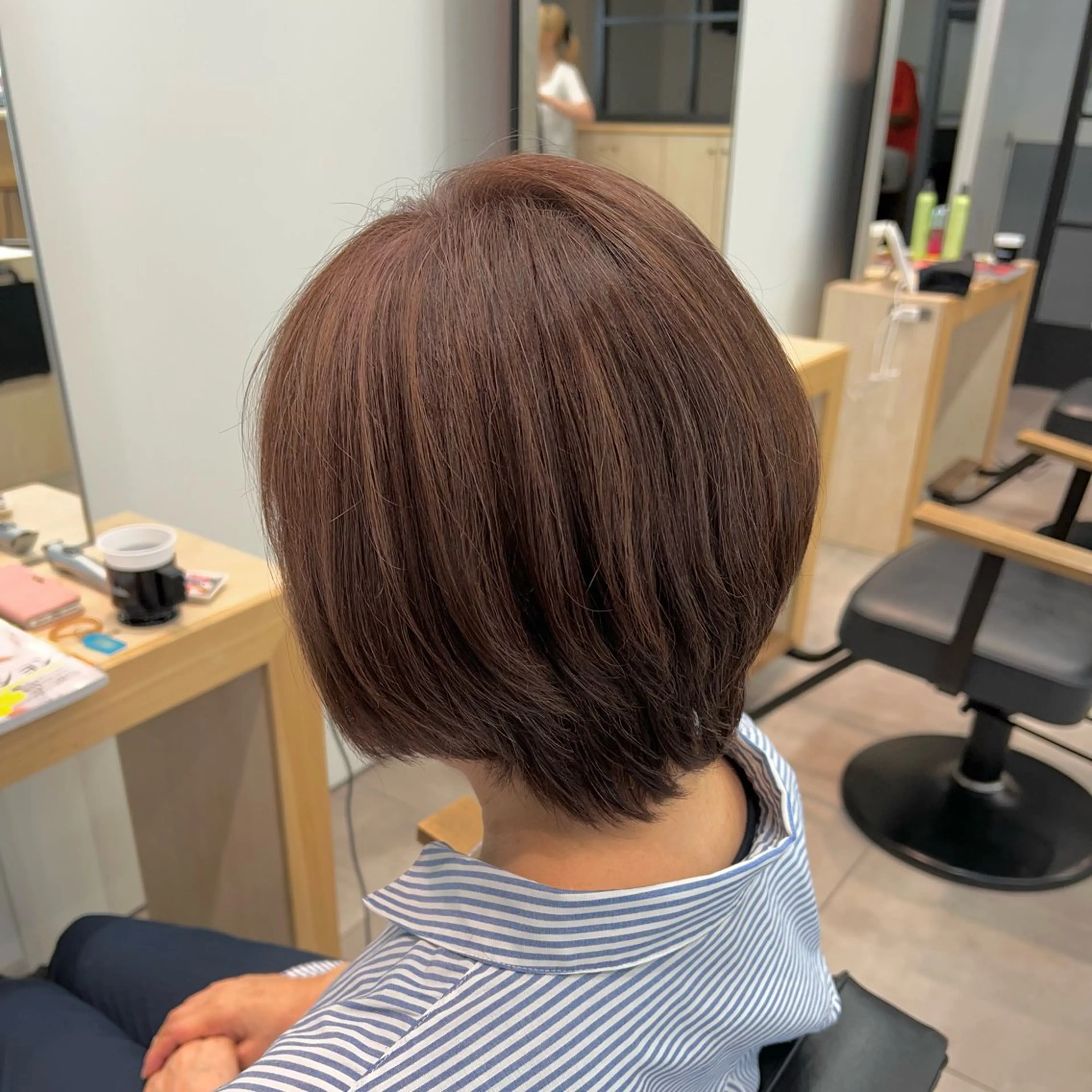 ショート カラー ヘアカラー トリートメント 🌞レイヤー×カラー 前川那津美🌞のヘアスタイル