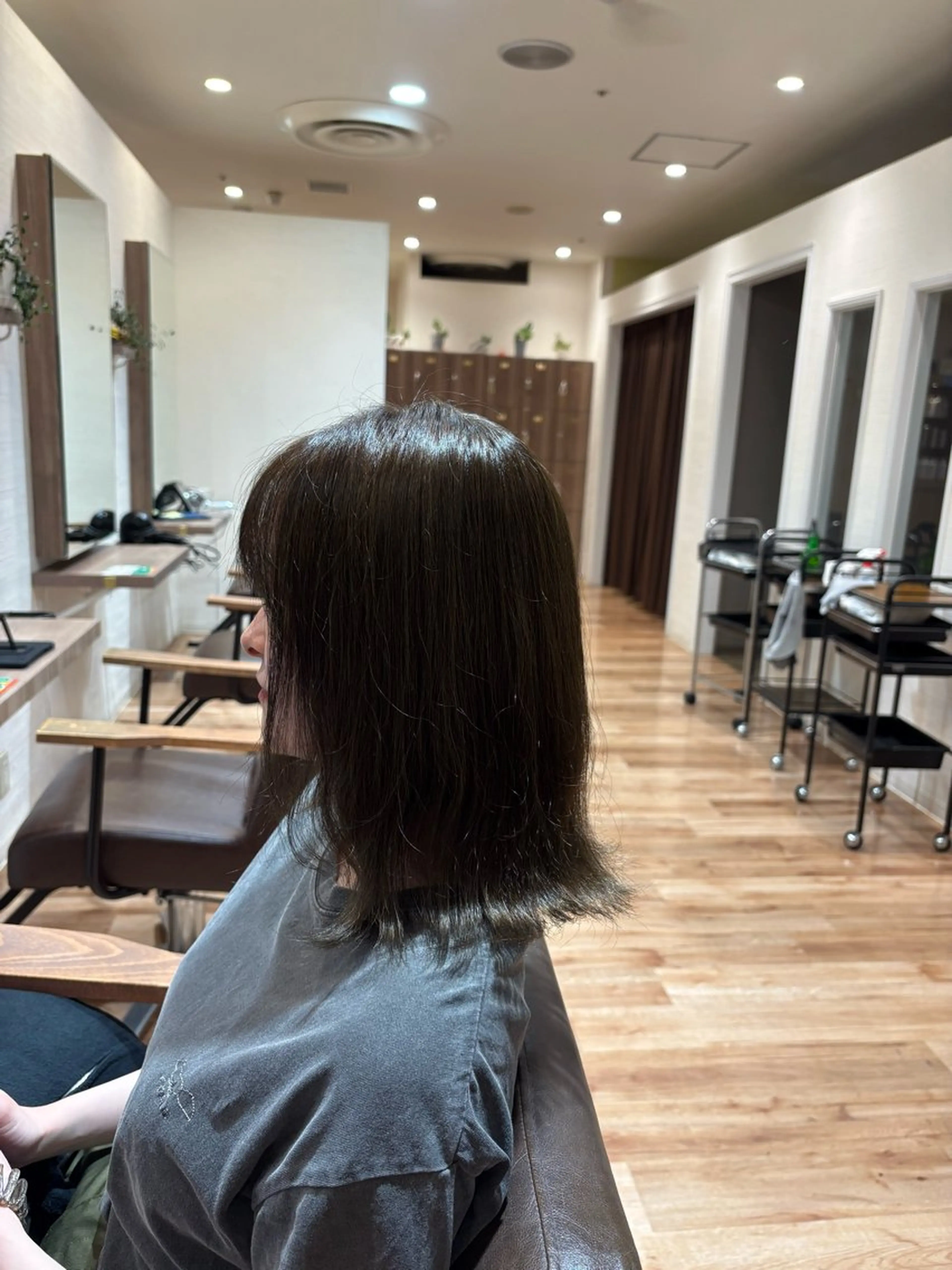 ミディアム イシカワ ユウタのヘアスタイル