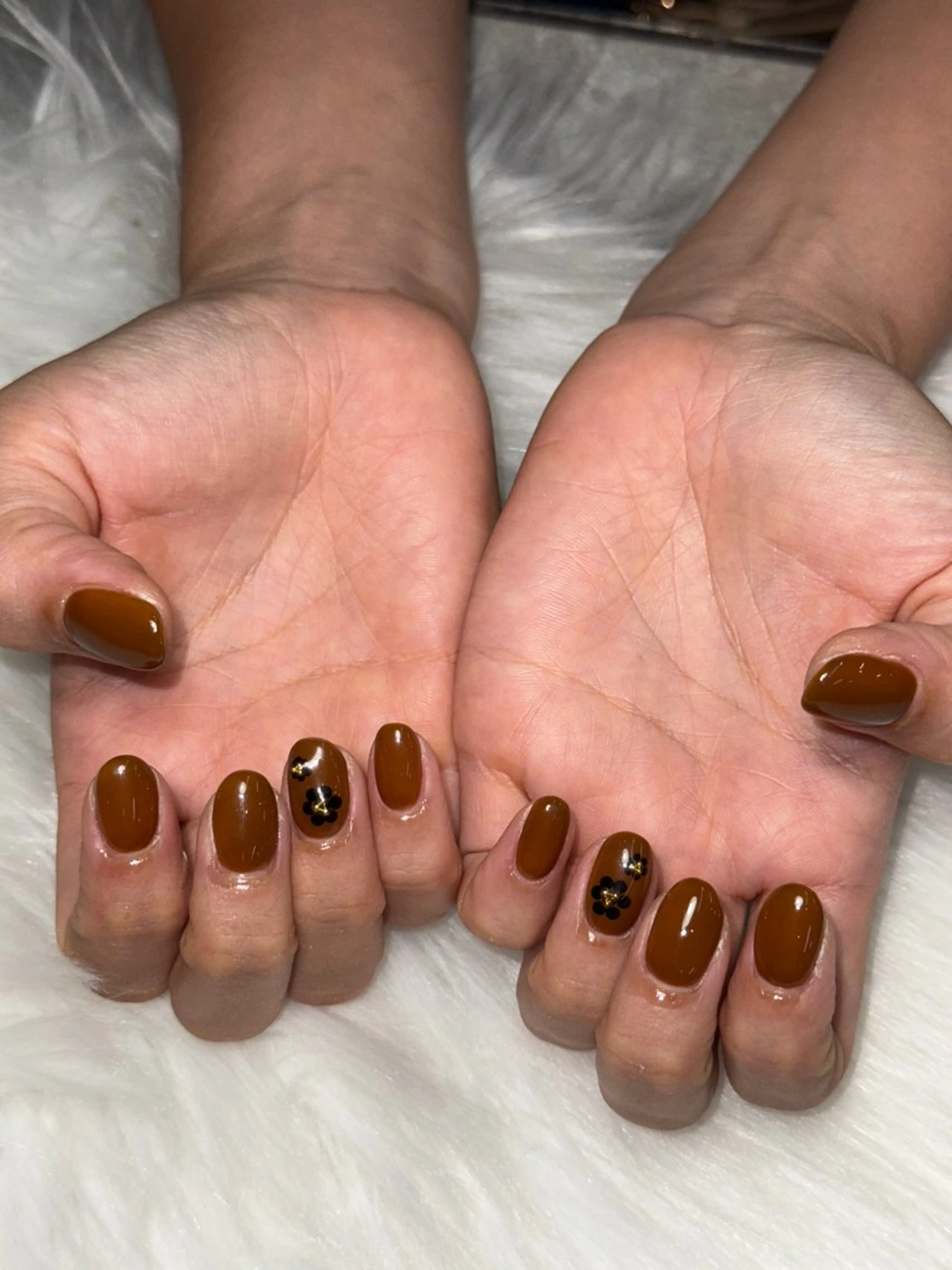 ネイル ハンドネイル Momoka 🍑🎀のネイルデザイン