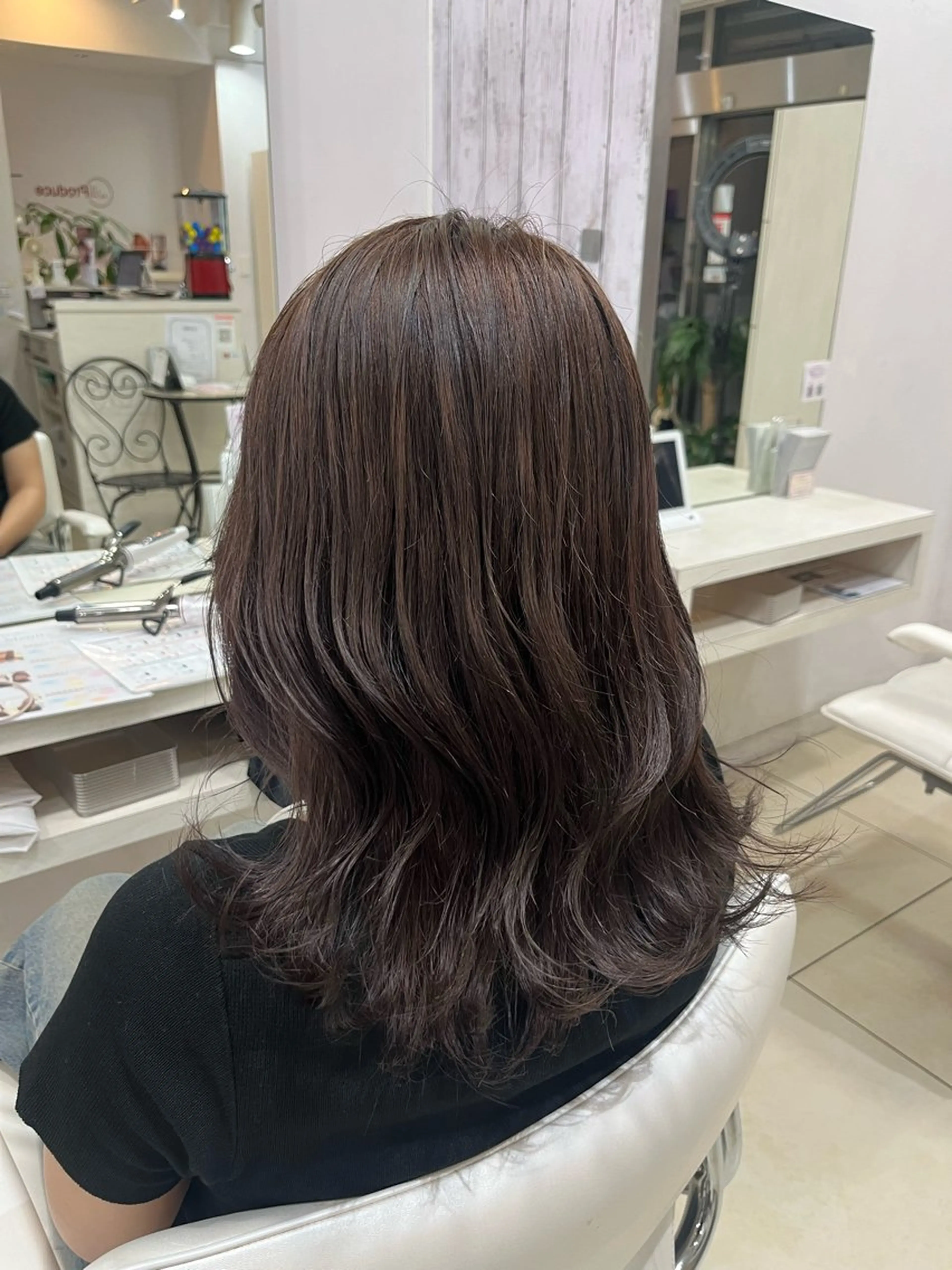 ミディアム カラー ヘアカラー トリートメント 🤎ベージュカラー/ 髪質改善/山岸🤎のヘアスタイル