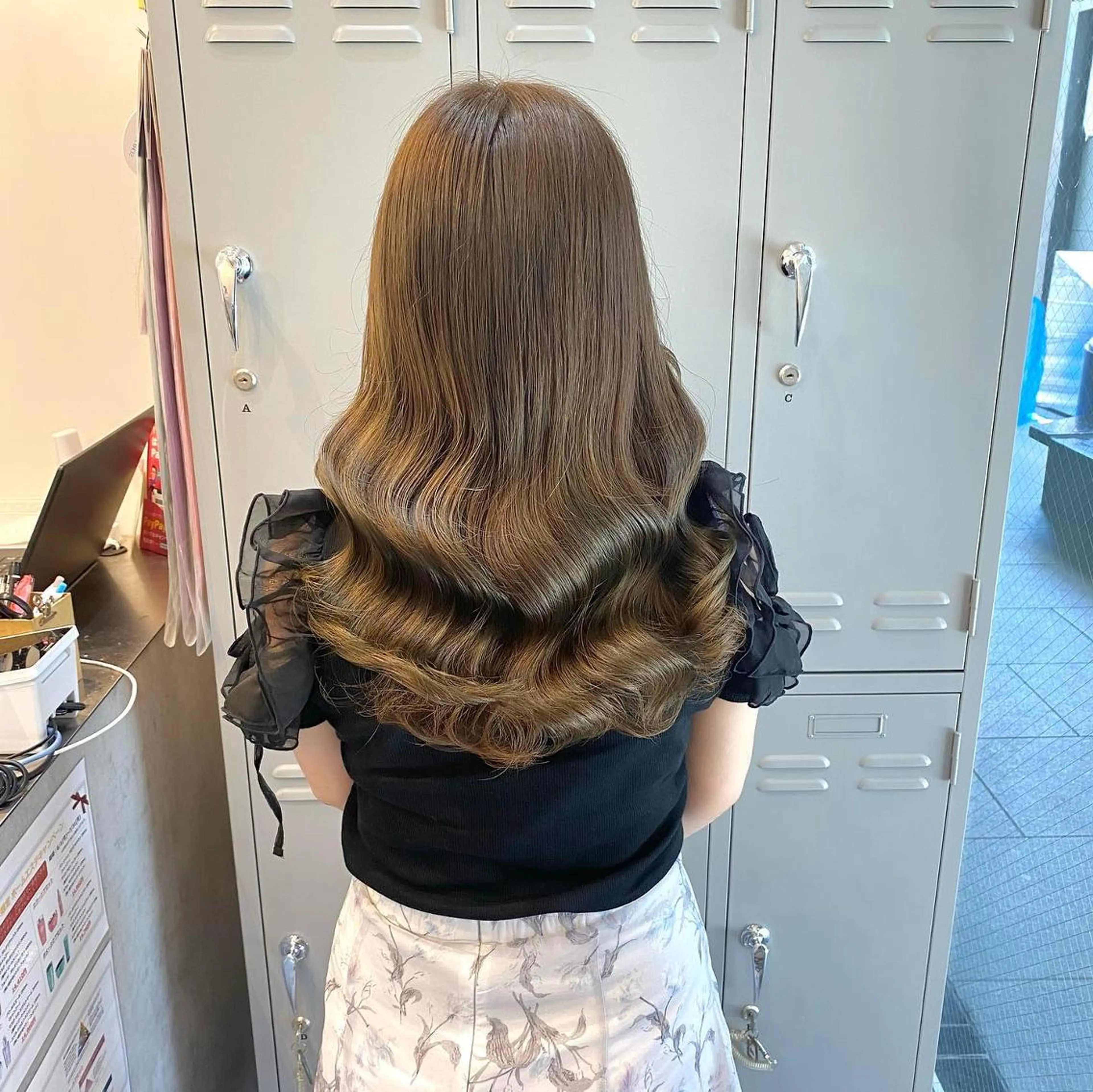 セミロング カラー ヘアアレンジ 🌷愛されヘア🌷 伊藤　万裕のヘアスタイル