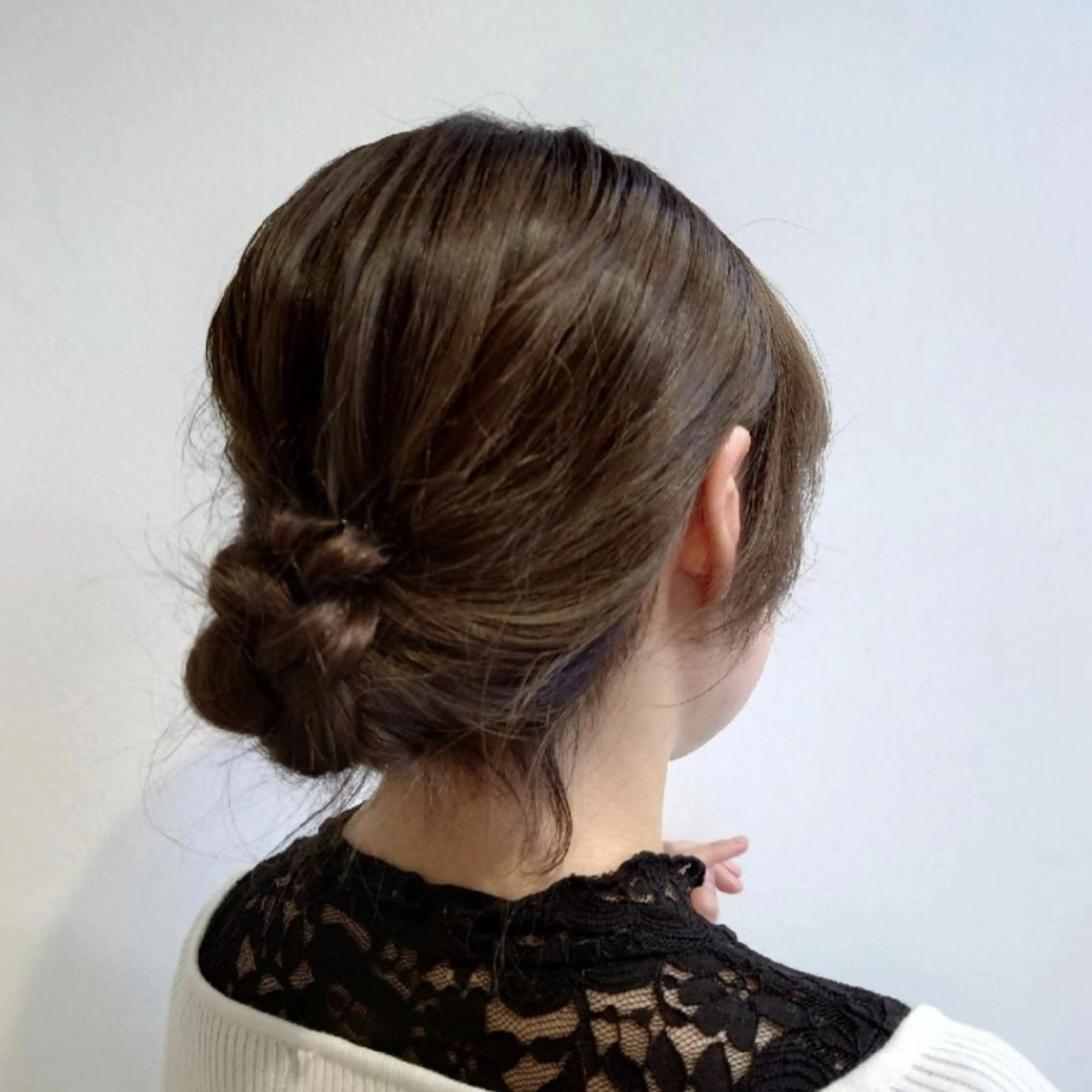 ミディアム ヘアアレンジ カラー お団子ヘア 結婚式・ブライダル 三つ編み デート 浴衣 ヘアセット かわい ゆうな 髪質改善/縮毛矯正のヘアスタイル