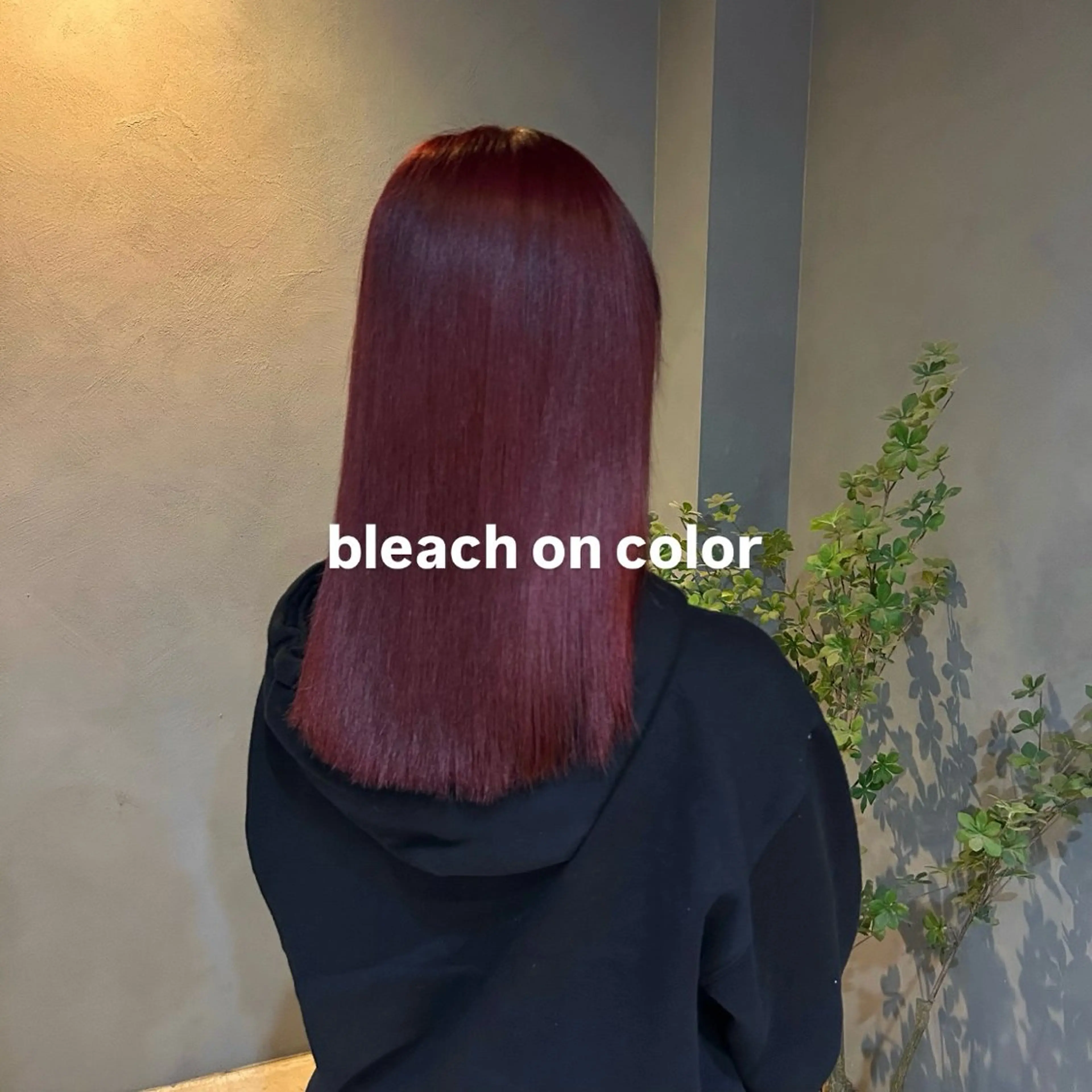 ロング カラー ブリーチ ロング ✨ハイトーン/暗髪/ ハイライト/松岡✨のヘアスタイル