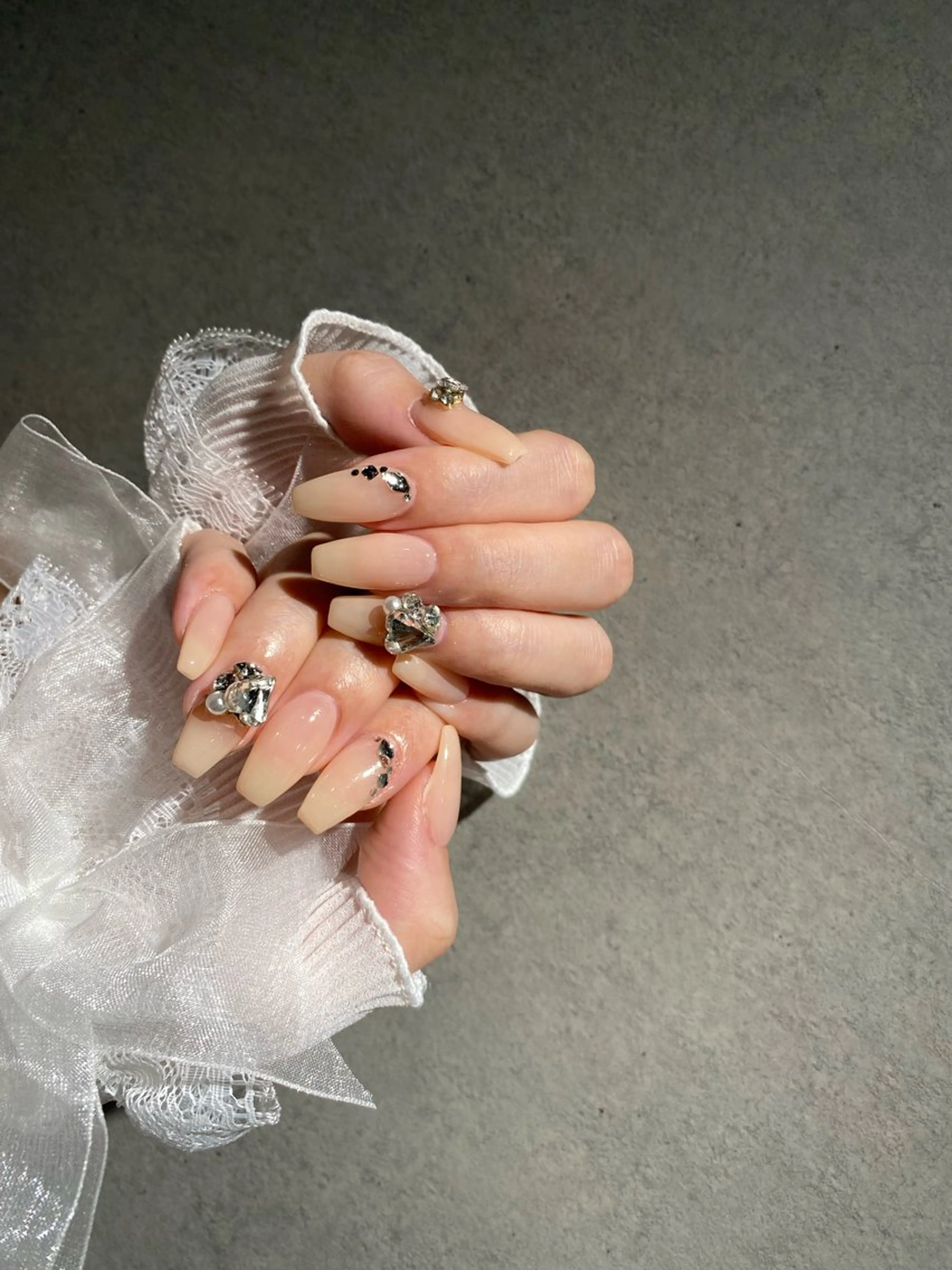 ネイル I-nailロング /ワンホン/キラキラのネイルデザイン