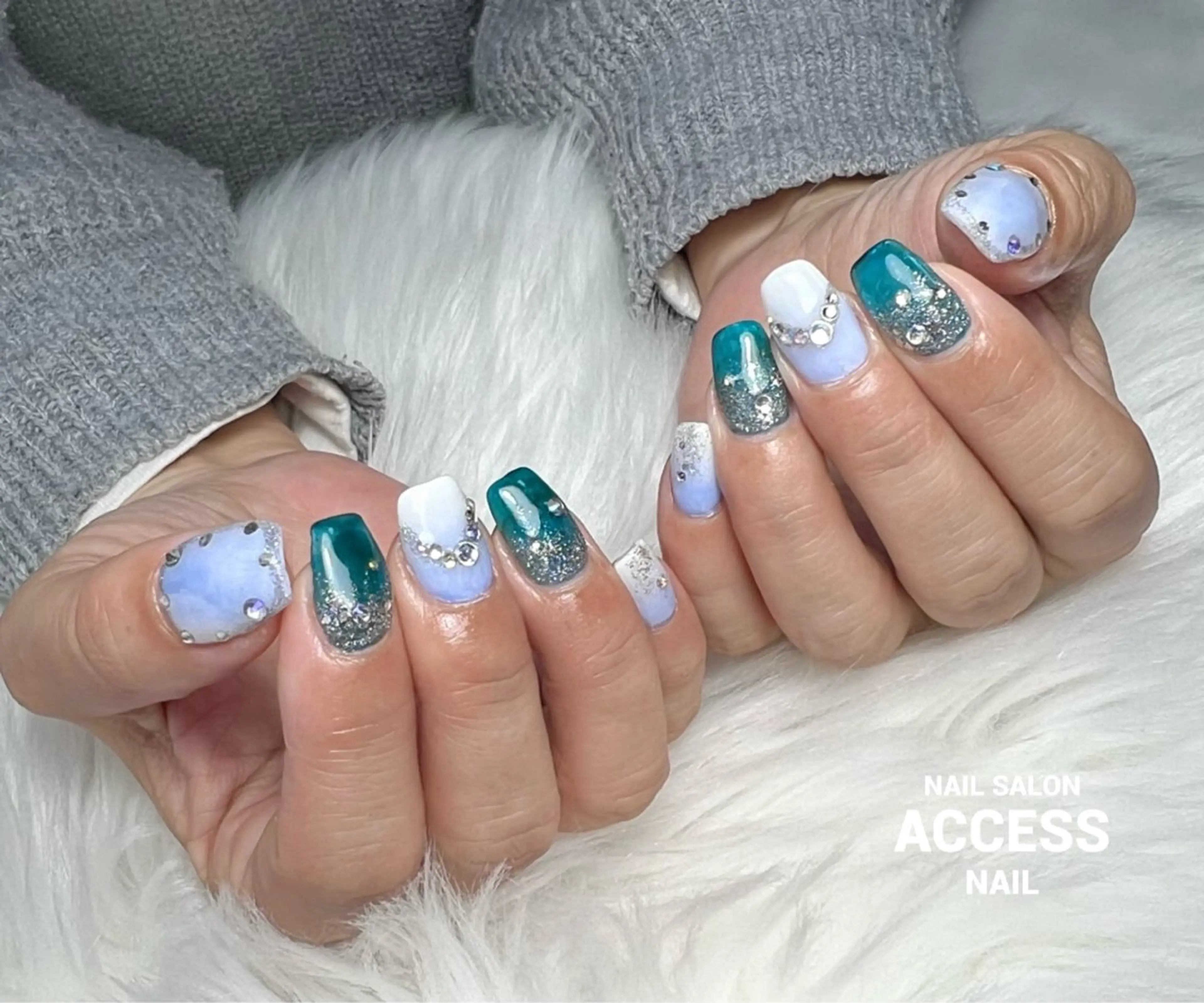 ネイル access nailのネイルデザイン