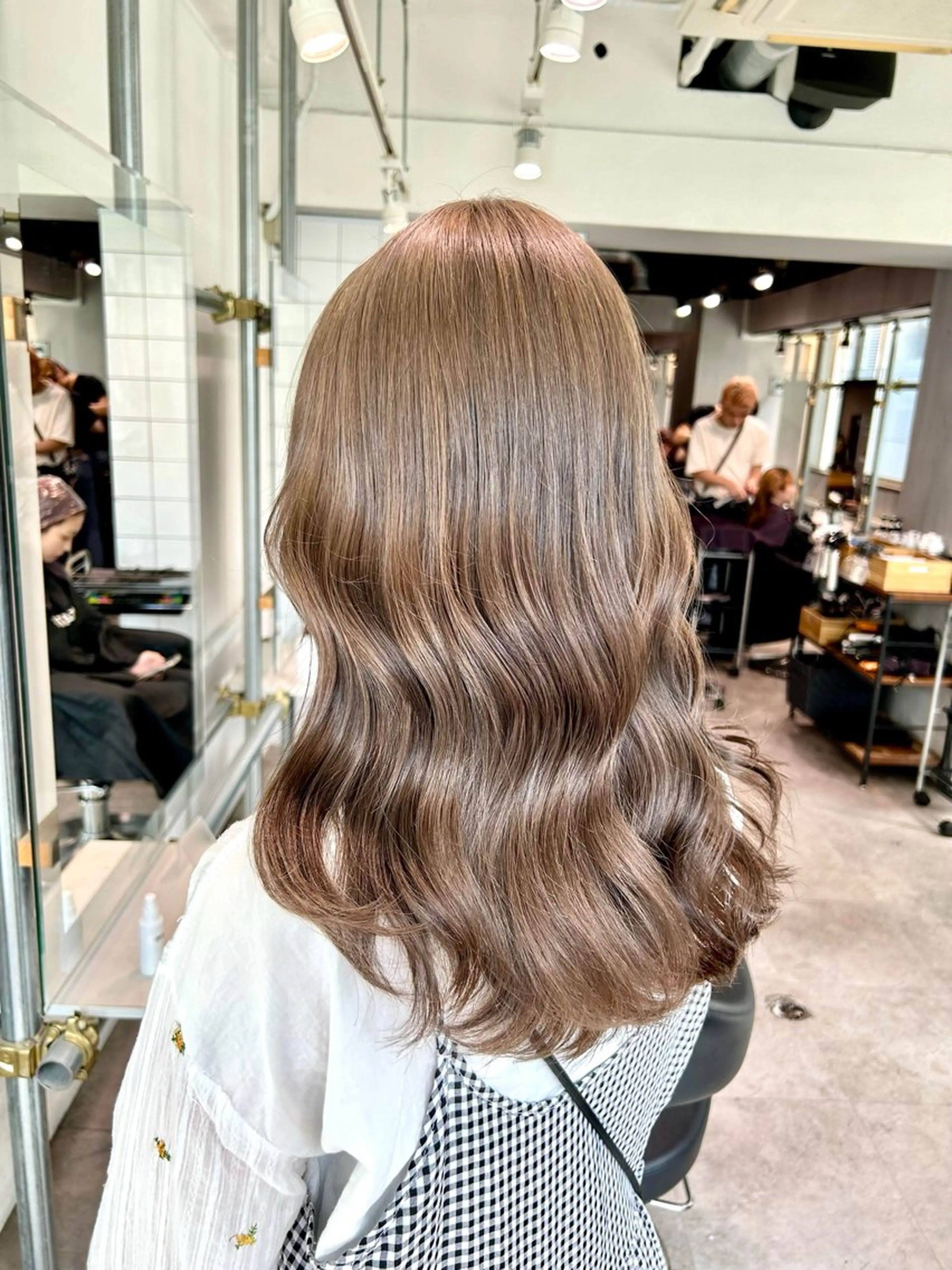 ロング カラー ヘアアレンジ トレンドモテカラー 🩷色落ちまで可愛くのヘアスタイル