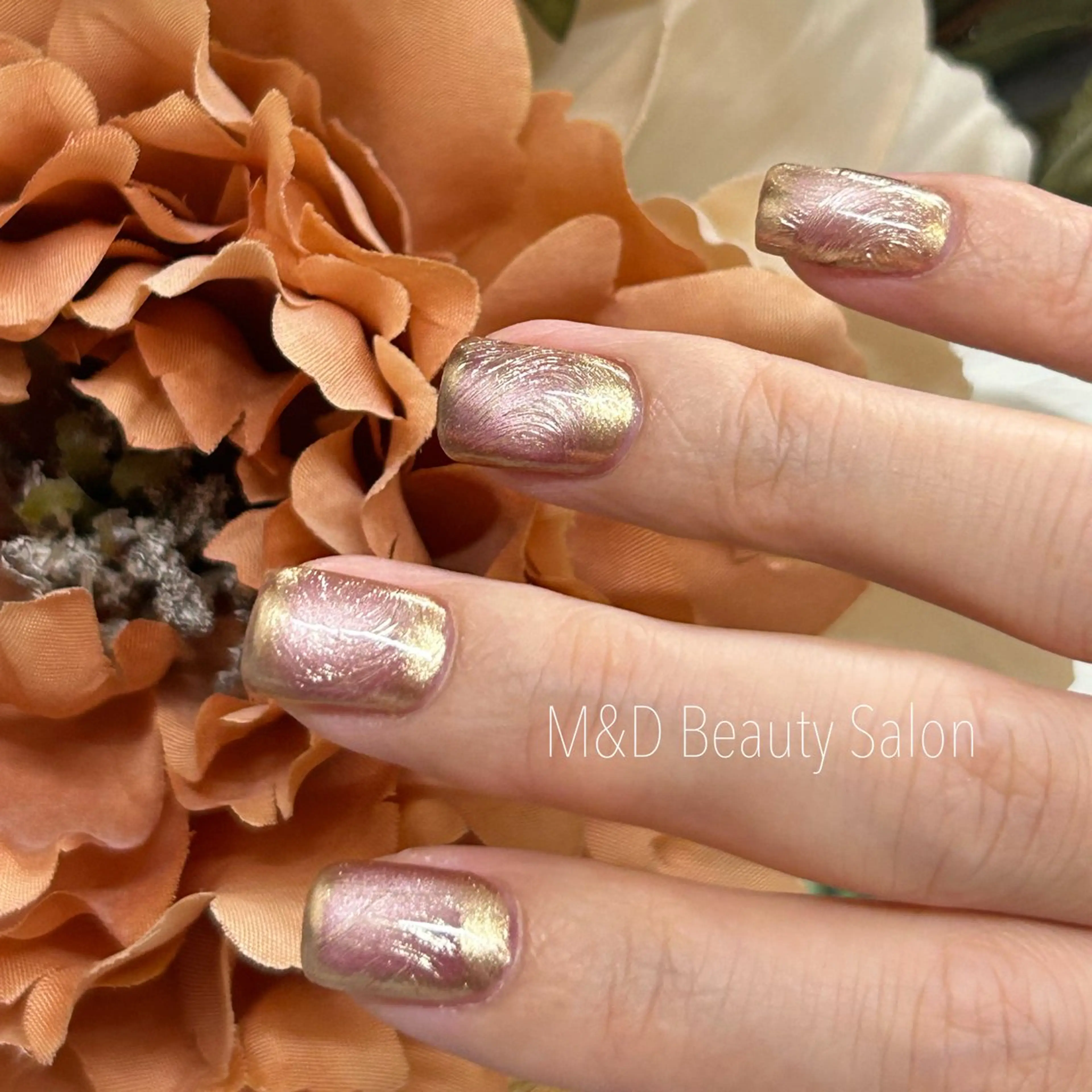 ネイル M&D Beauty Salon 銀座店所属・M&D銀座 AYAのネイルデザイン