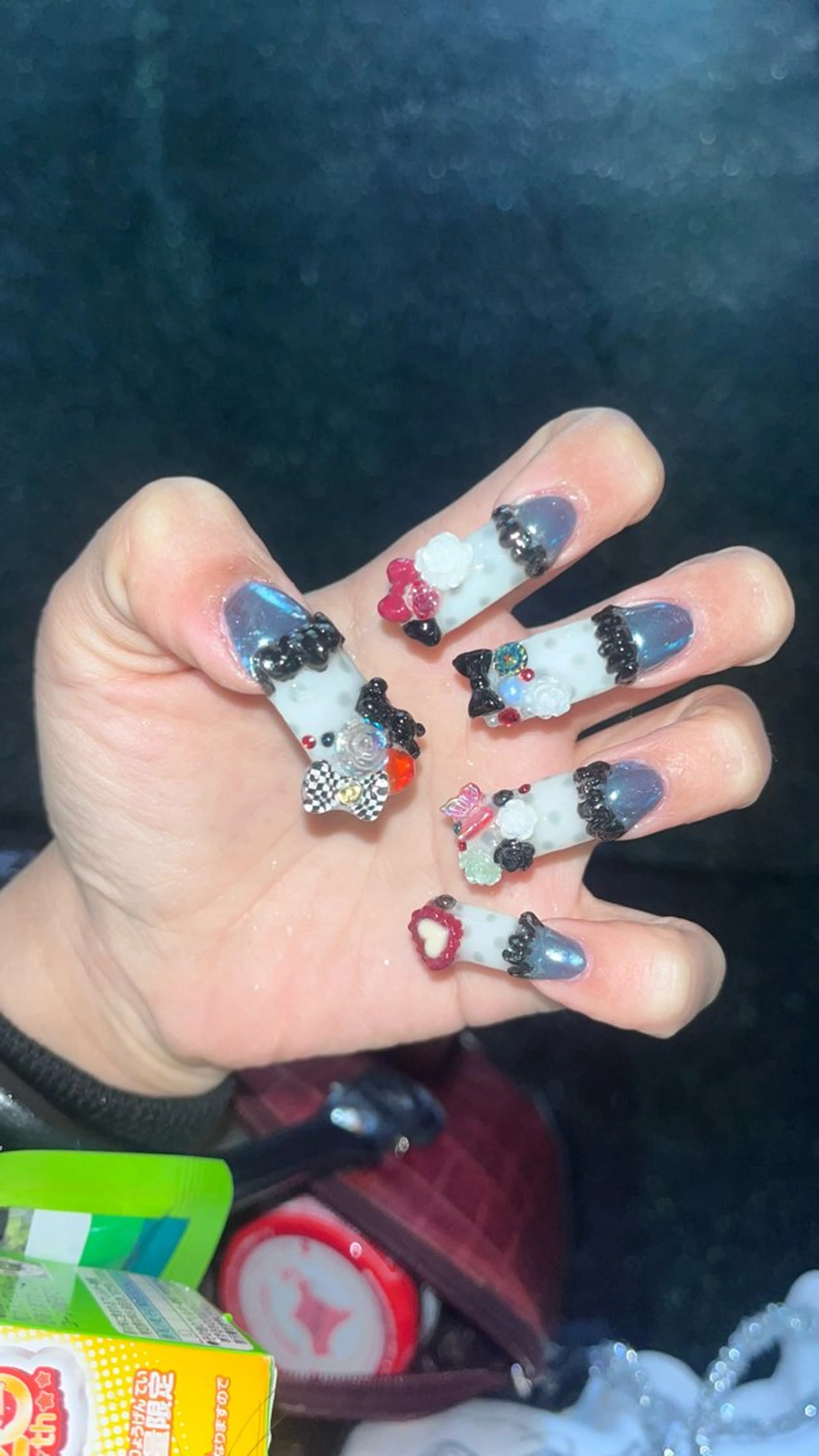 ネイル ハンドネイル Mariris所属・ᗷᗩᑎSᗩ ᑎᗩIᒪ ՏᗩᒪOᑎのネイルデザイン