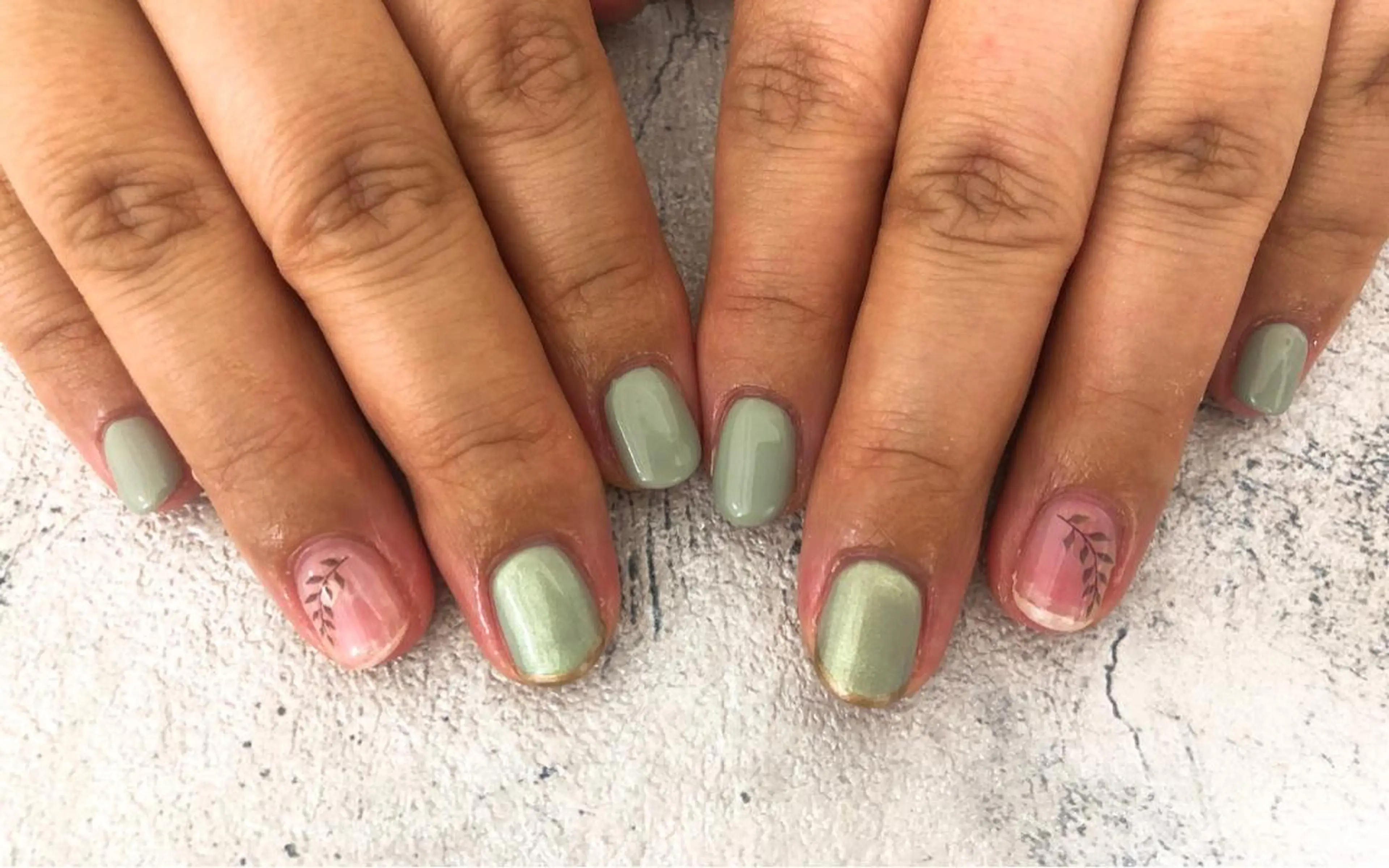 ネイル ハンドネイル Mogu nail 二子玉川のネイルデザイン