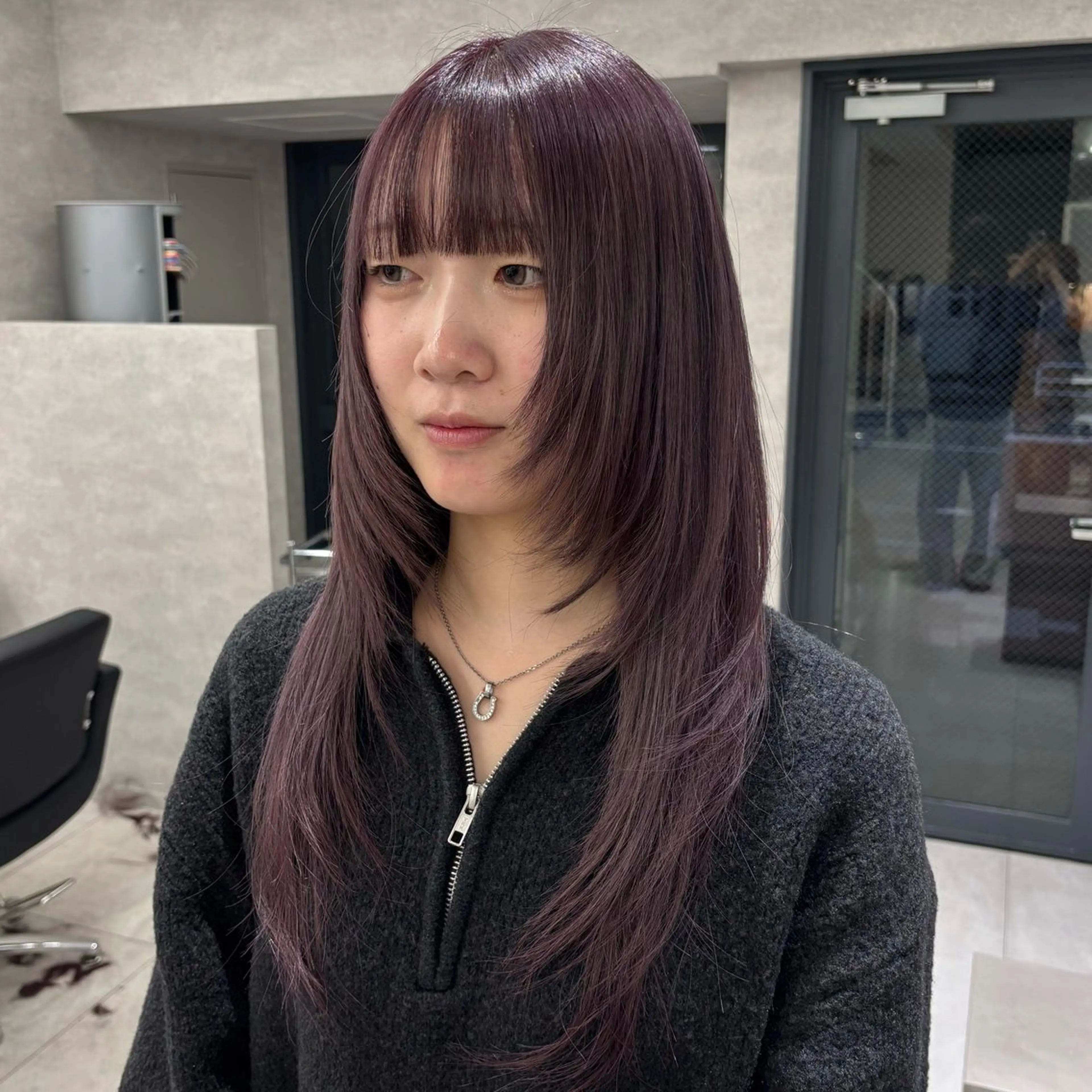 ロング カラー ブリーチ 透明感カラー ラベンダーカラー レイヤーカット ヘアカラー トリートメント 望 吹のヘアスタイル