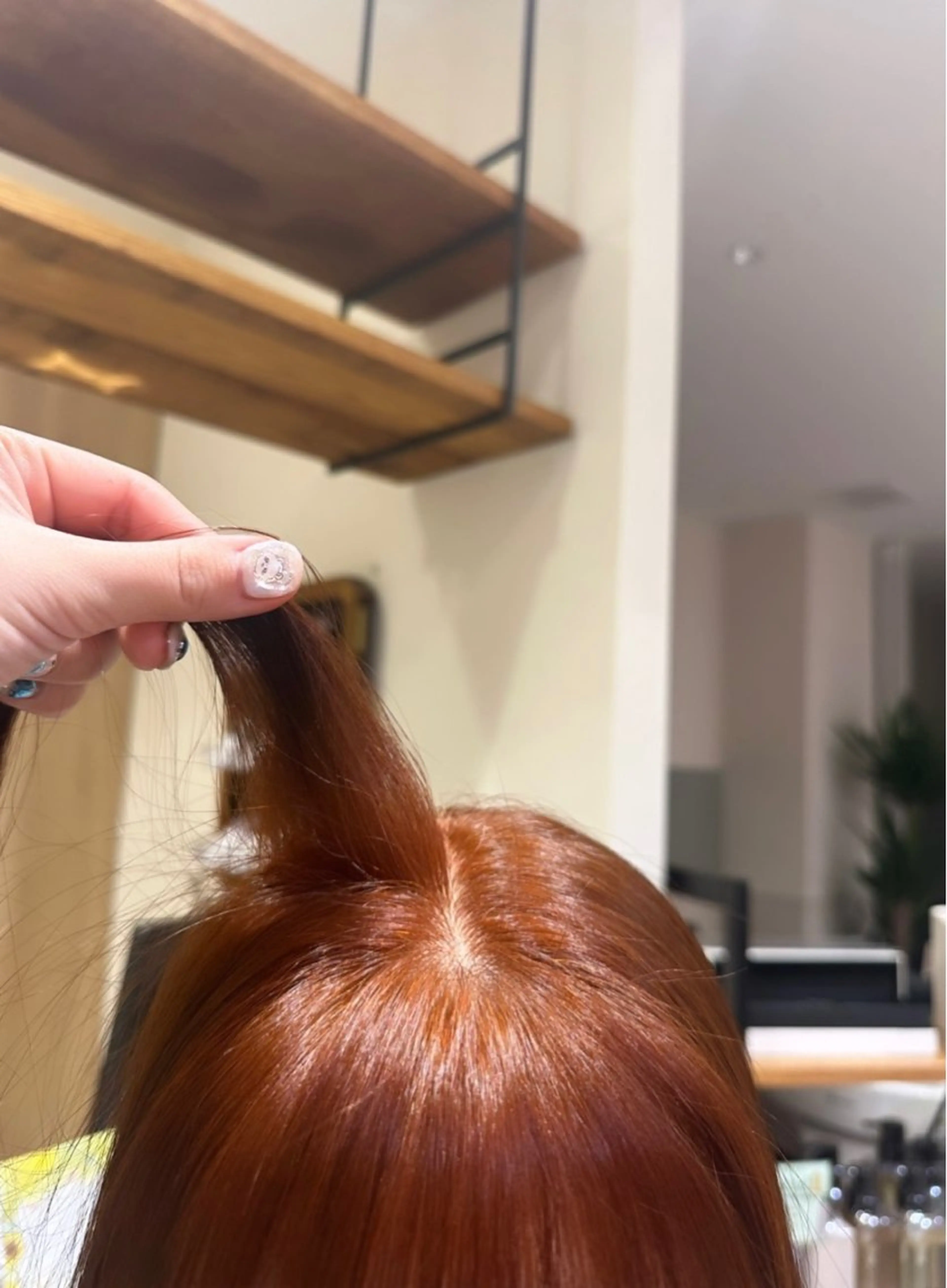 セミロング カラー ブリーチなしカラー RURI🩵のヘアスタイル