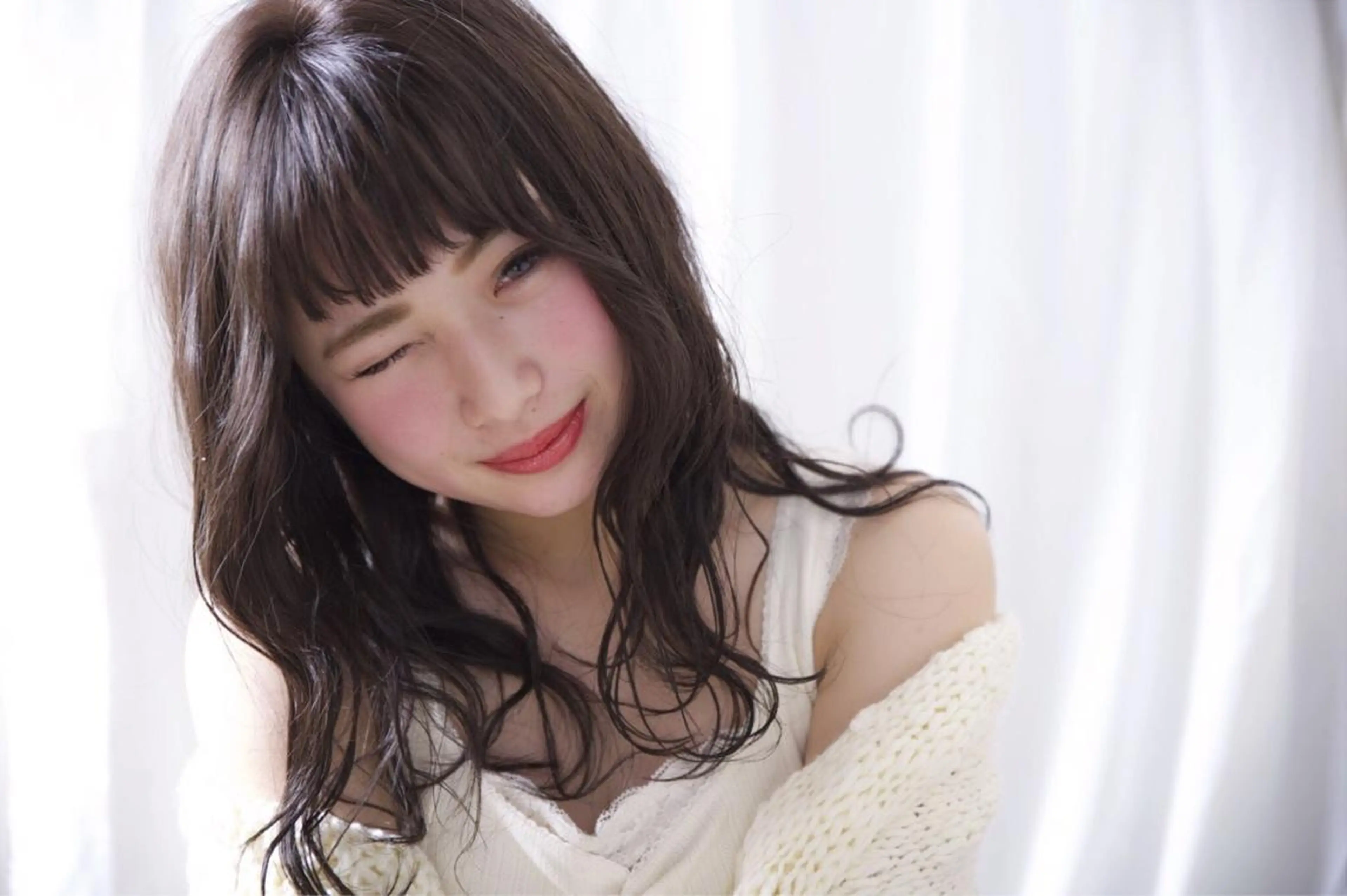 セミロング CHIC 岩下真衣のヘアスタイル