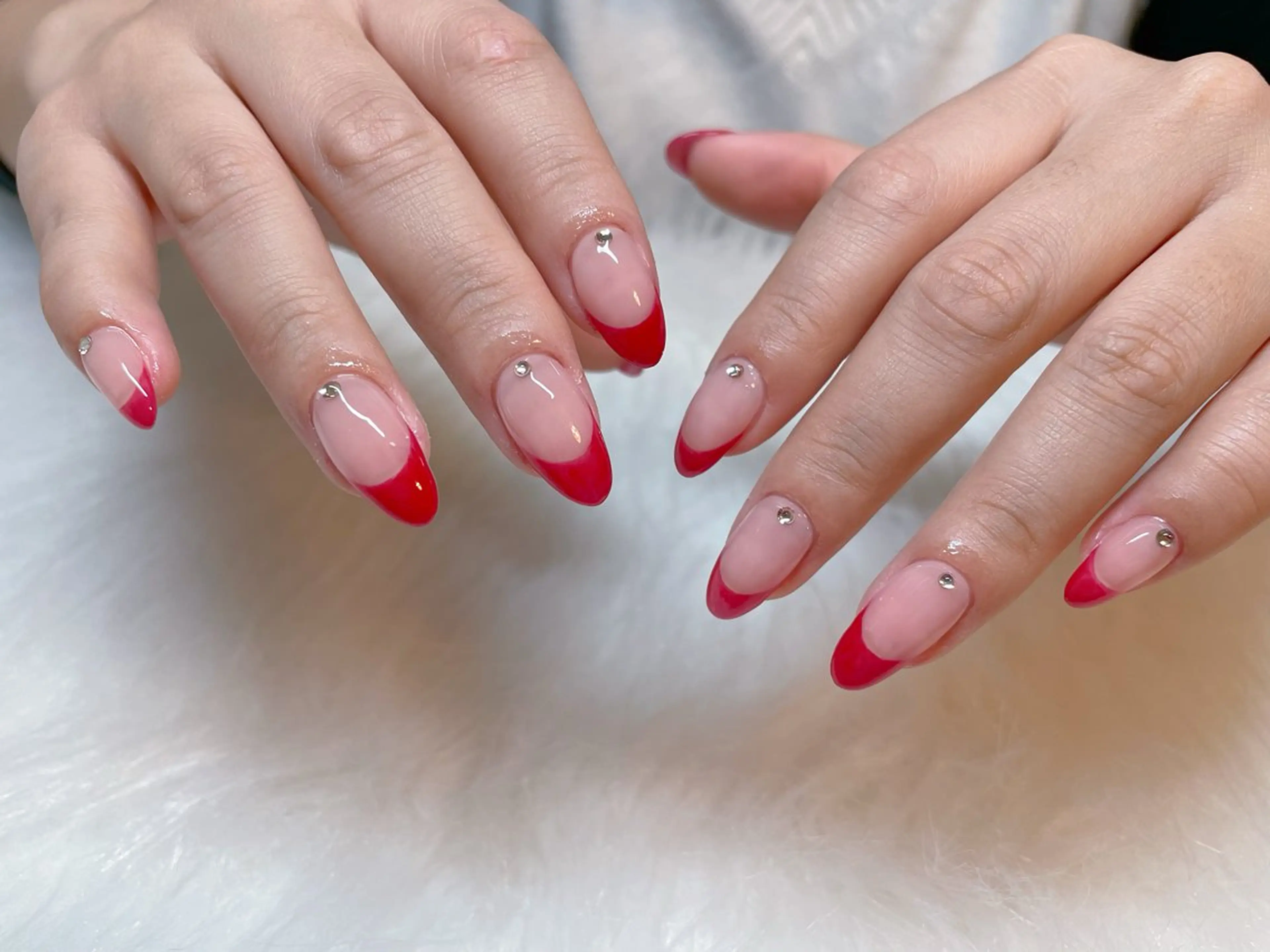 ネイル ストーンネイル ハンドネイル エン Nail salonのネイルデザイン