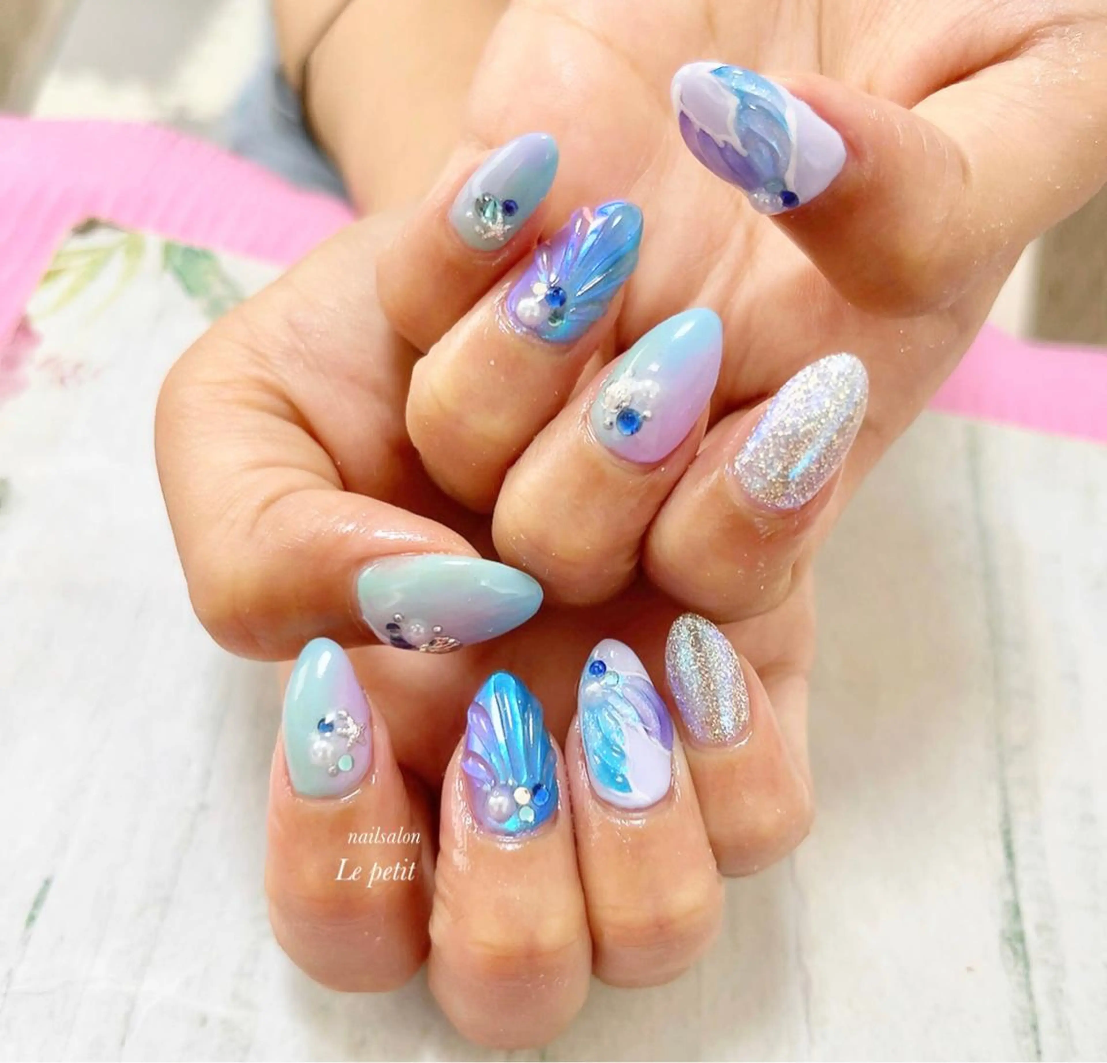 ネイル 石野 広佳のネイルデザイン