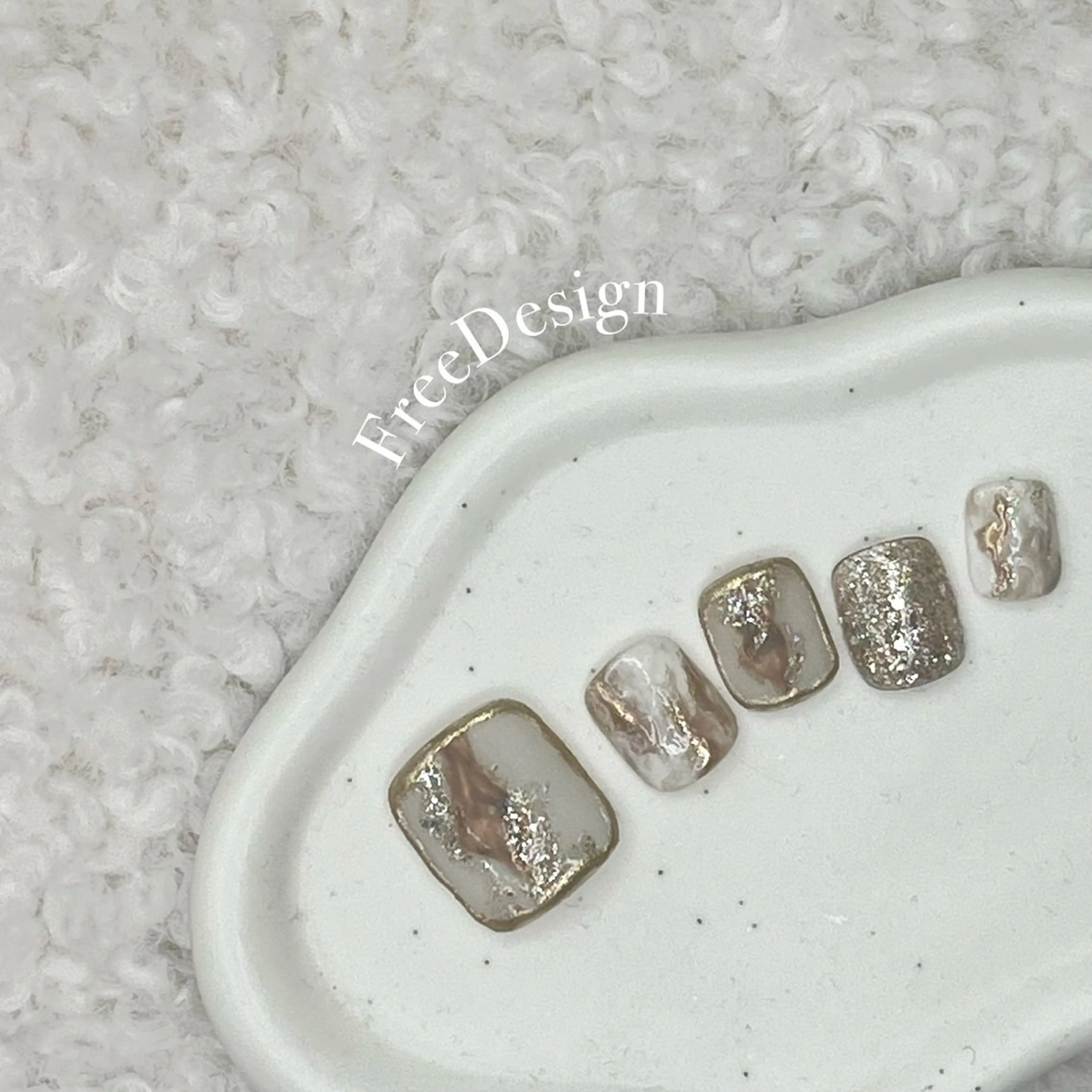 フット🐾持ち込みデザイン(オフ込み)　　　　　　　　　　　　¥8,250 → ¥6,600🎈💅の写真