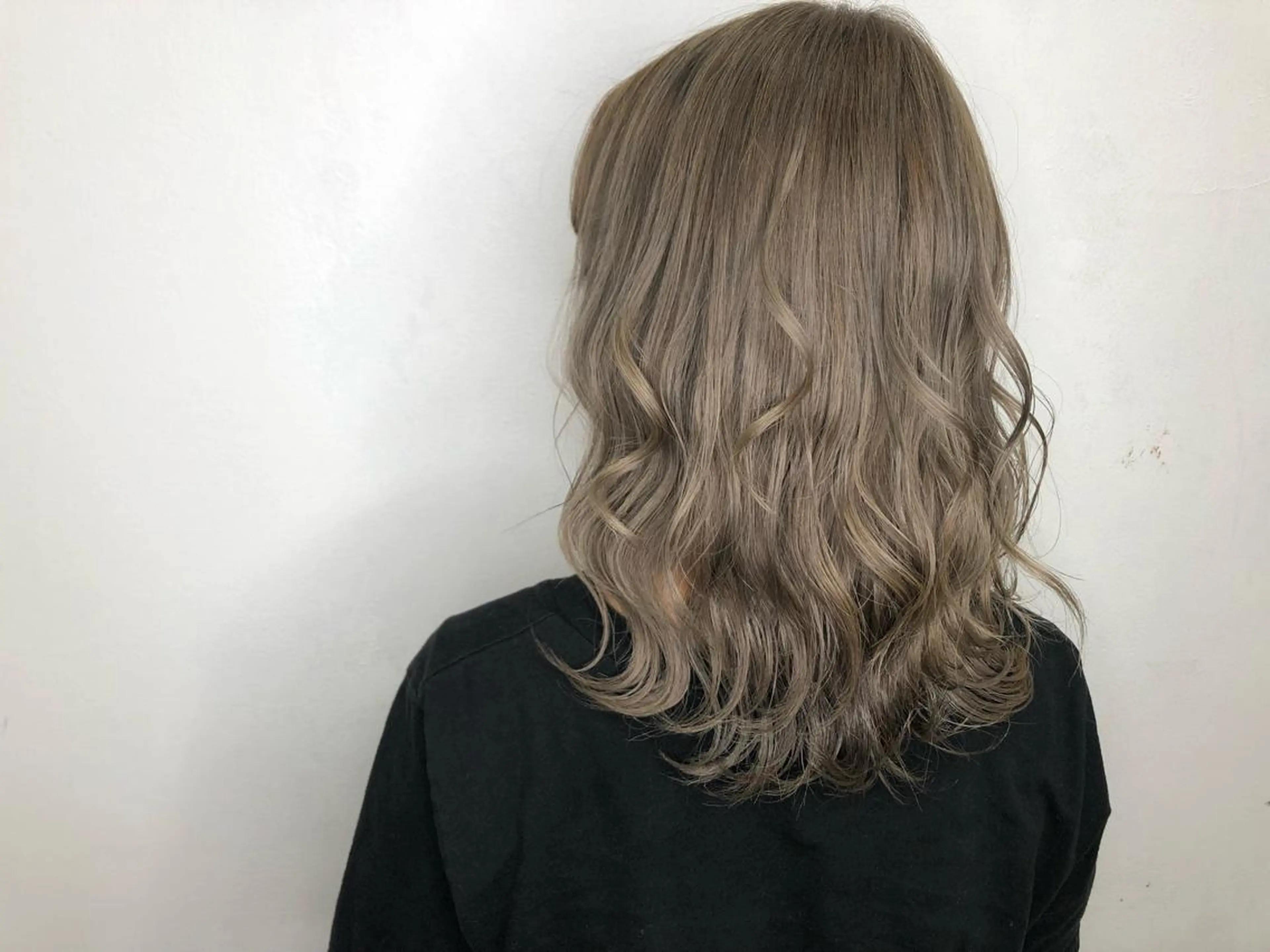 セミロング カラー 美容室 HAKUAのヘアスタイル