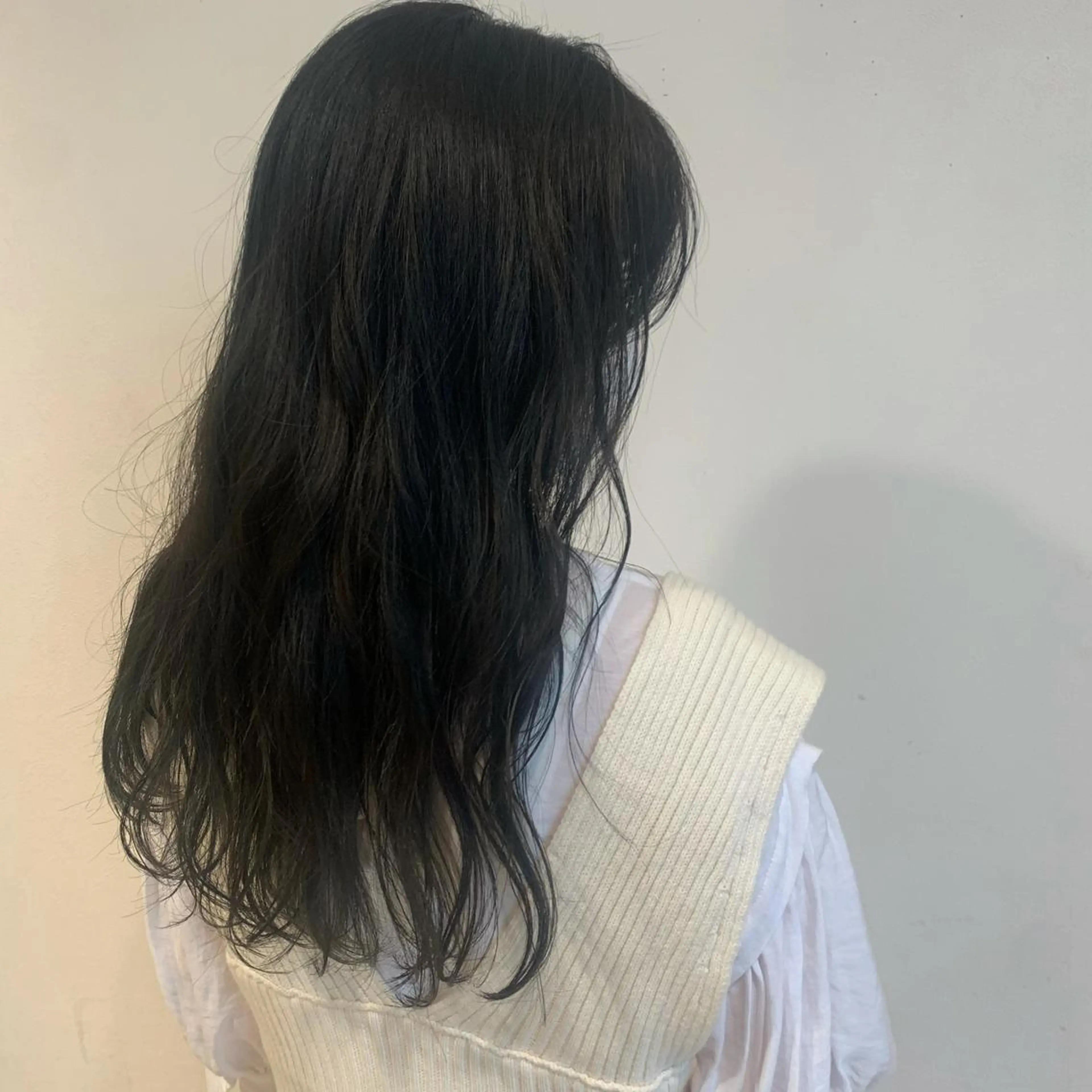 ロング カラー エクレア名駅店所属・尾崎 愛華のマツエク・マツパデザイン