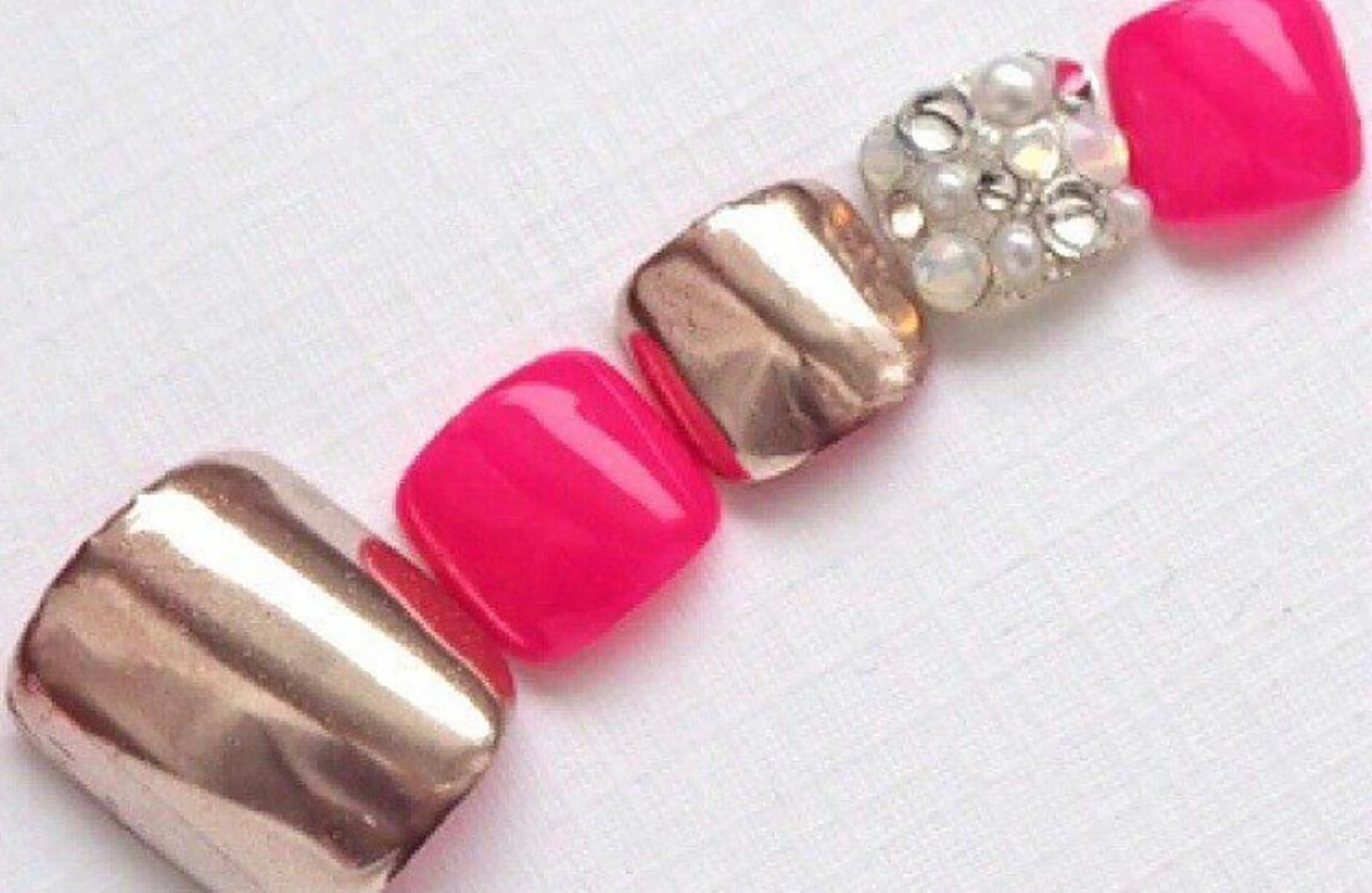 ネイル 「Honey NAIL新宿店」所属・Honey スカルプ専門店のネイルデザイン