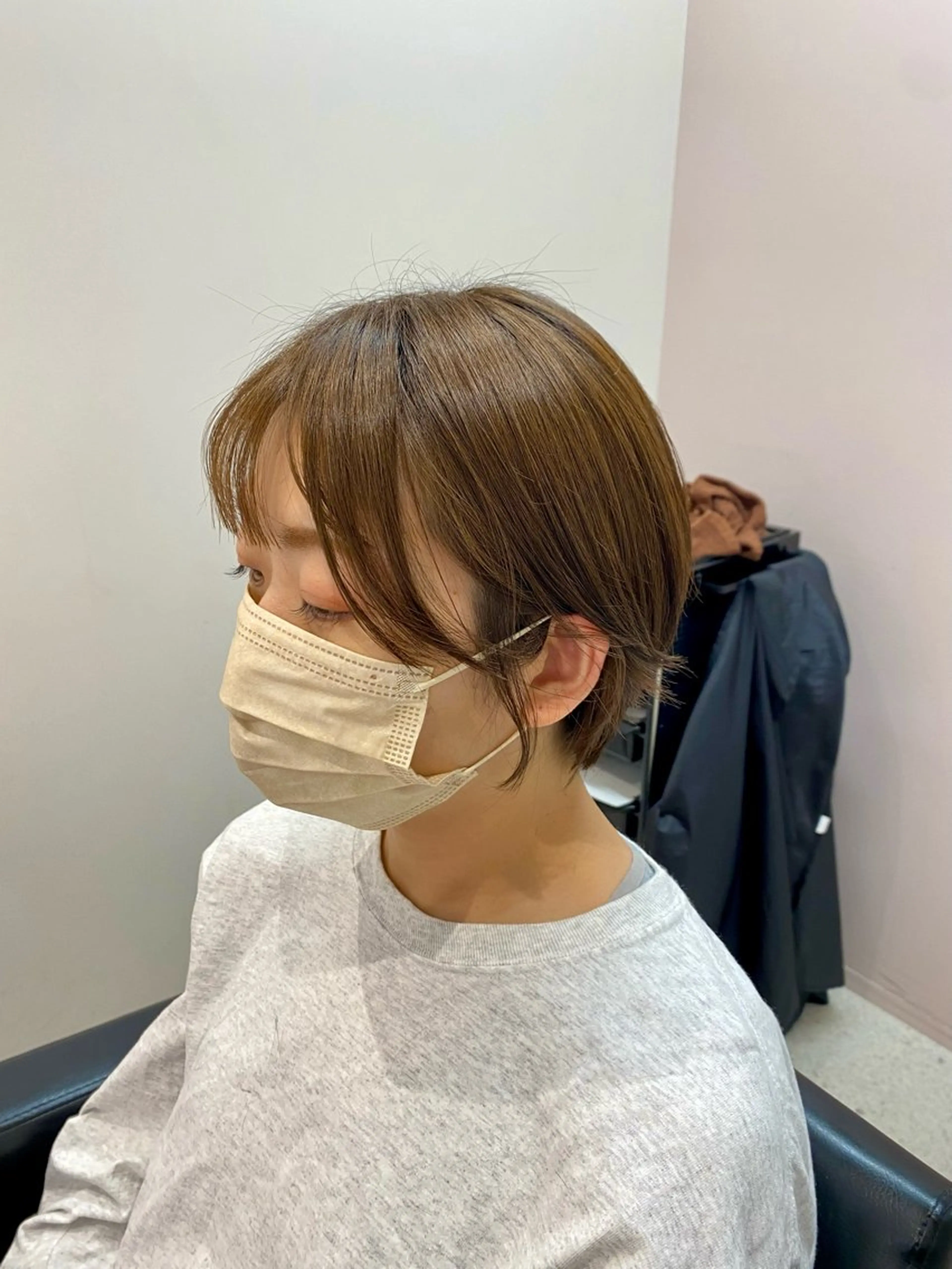 ショート 韓国🇰🇷艶髪 ケアカラーSHURIのヘアスタイル