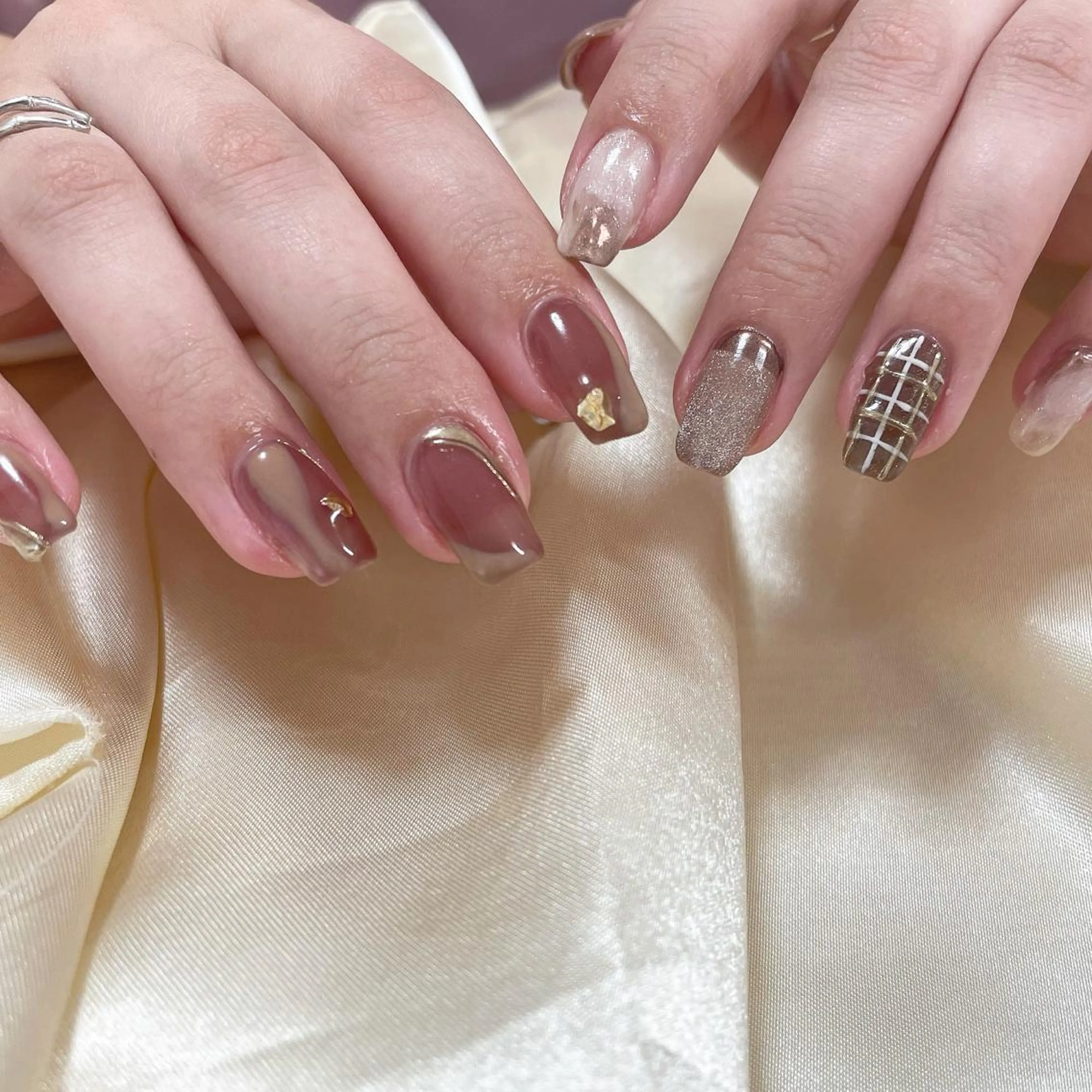 ネイル essence所属・pétit maakoのネイルデザイン