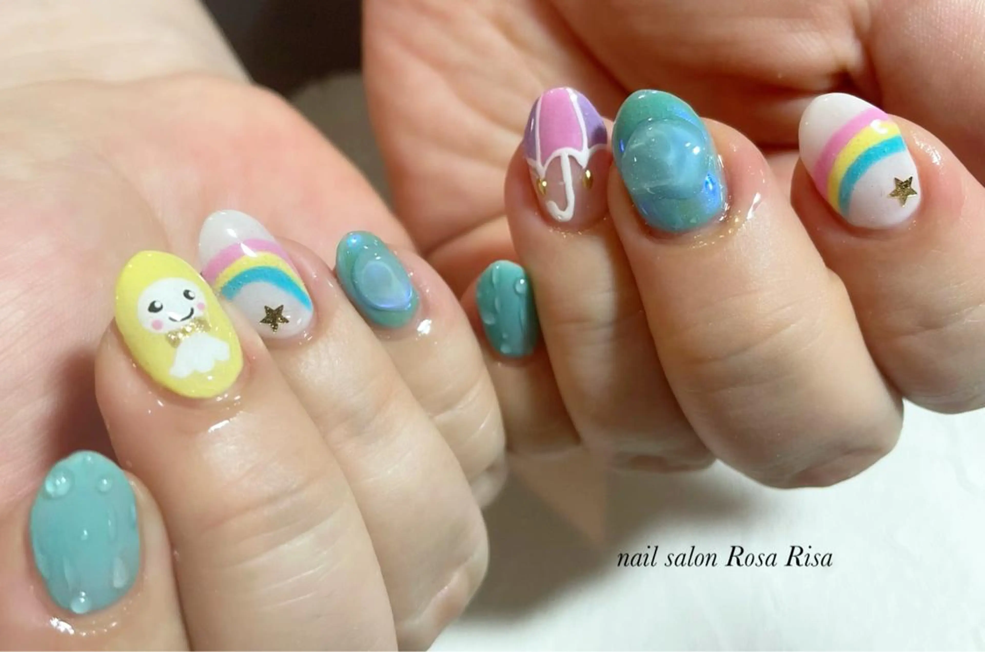 ミディアム ネイル ハンドネイル ネイルスタジオ シェイクユアハンズのネイルデザイン