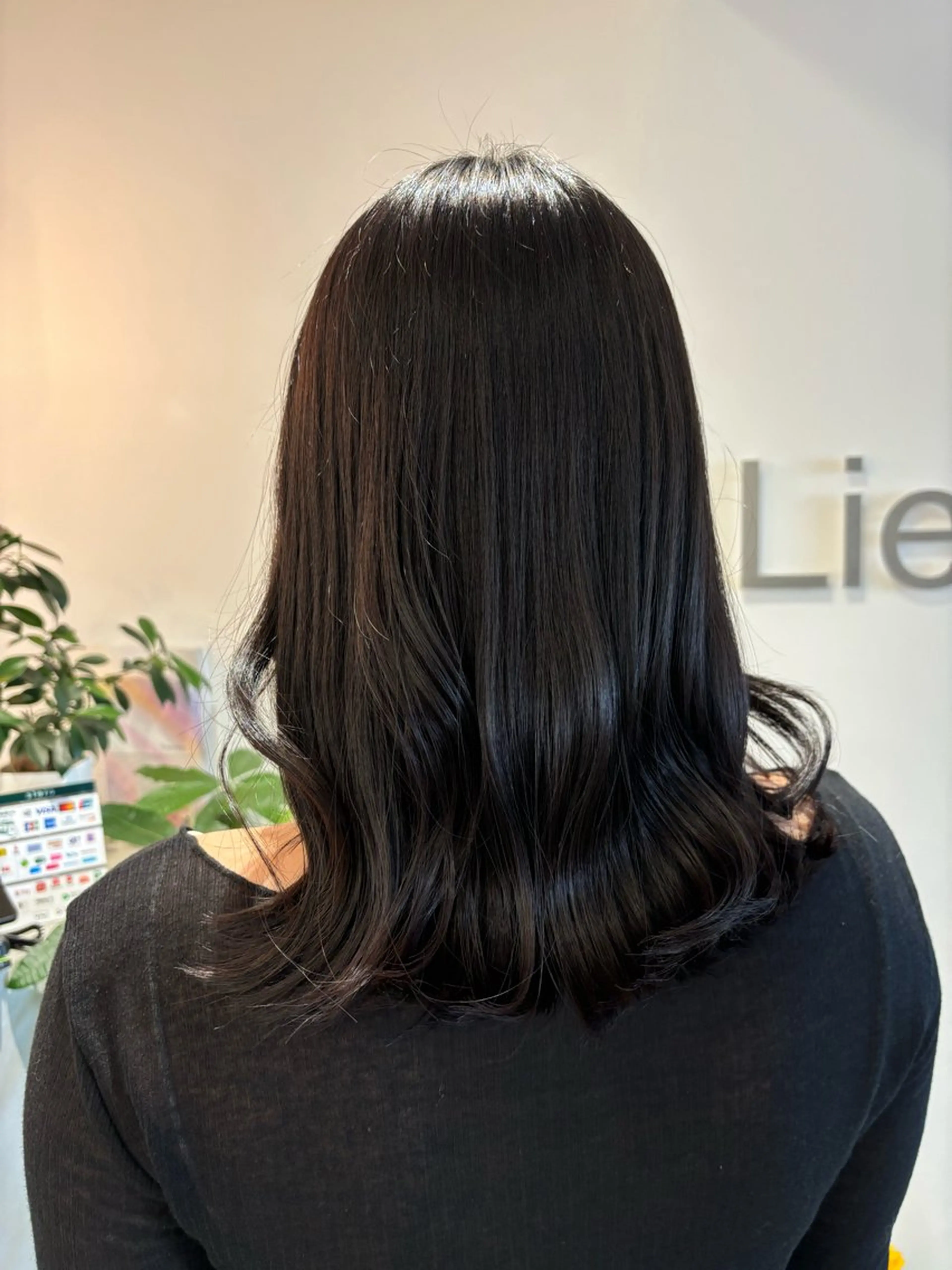 カラー Akane lienのヘアスタイル