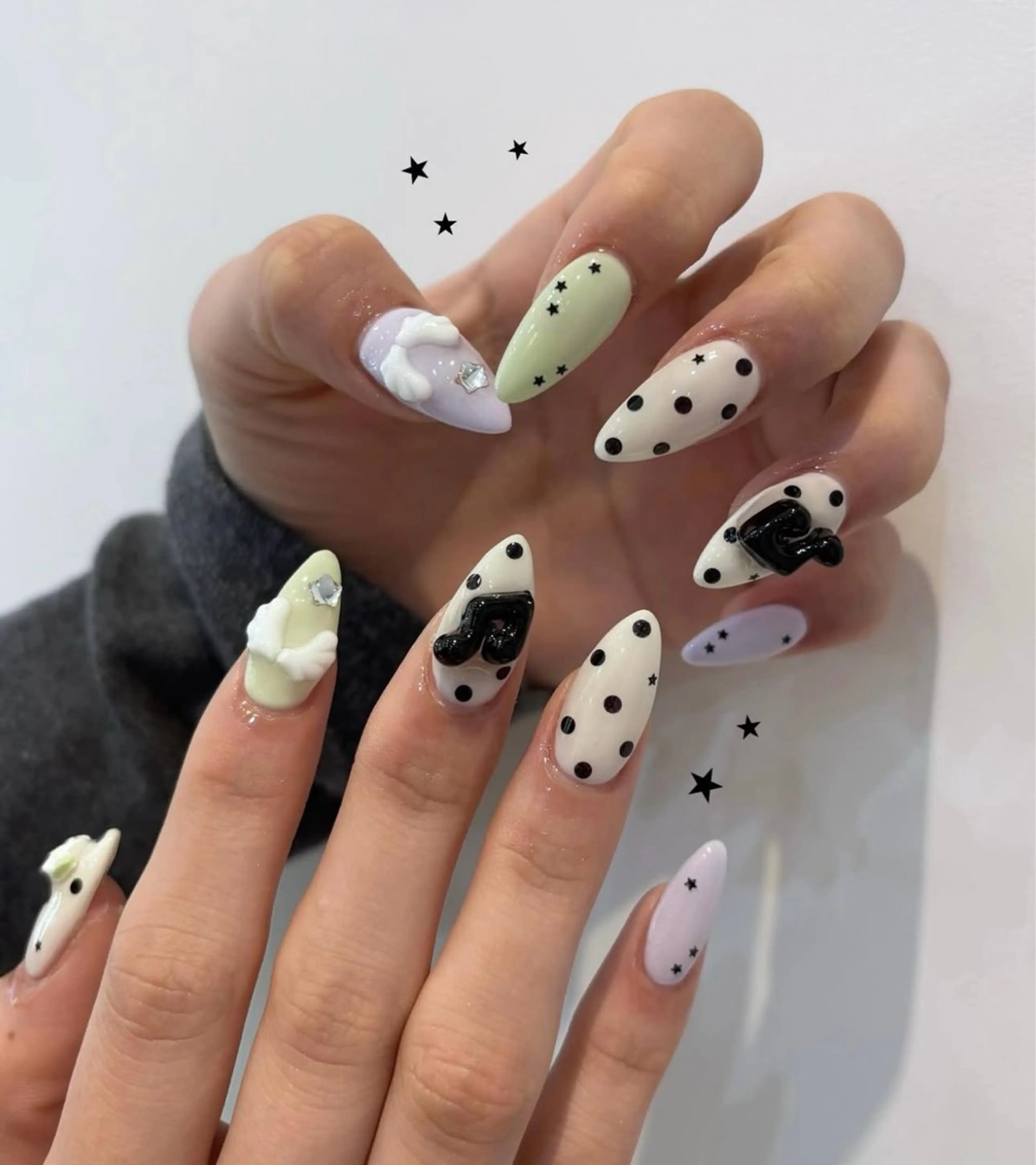 ネイル ハンドネイル BERA NAILSのネイルデザイン