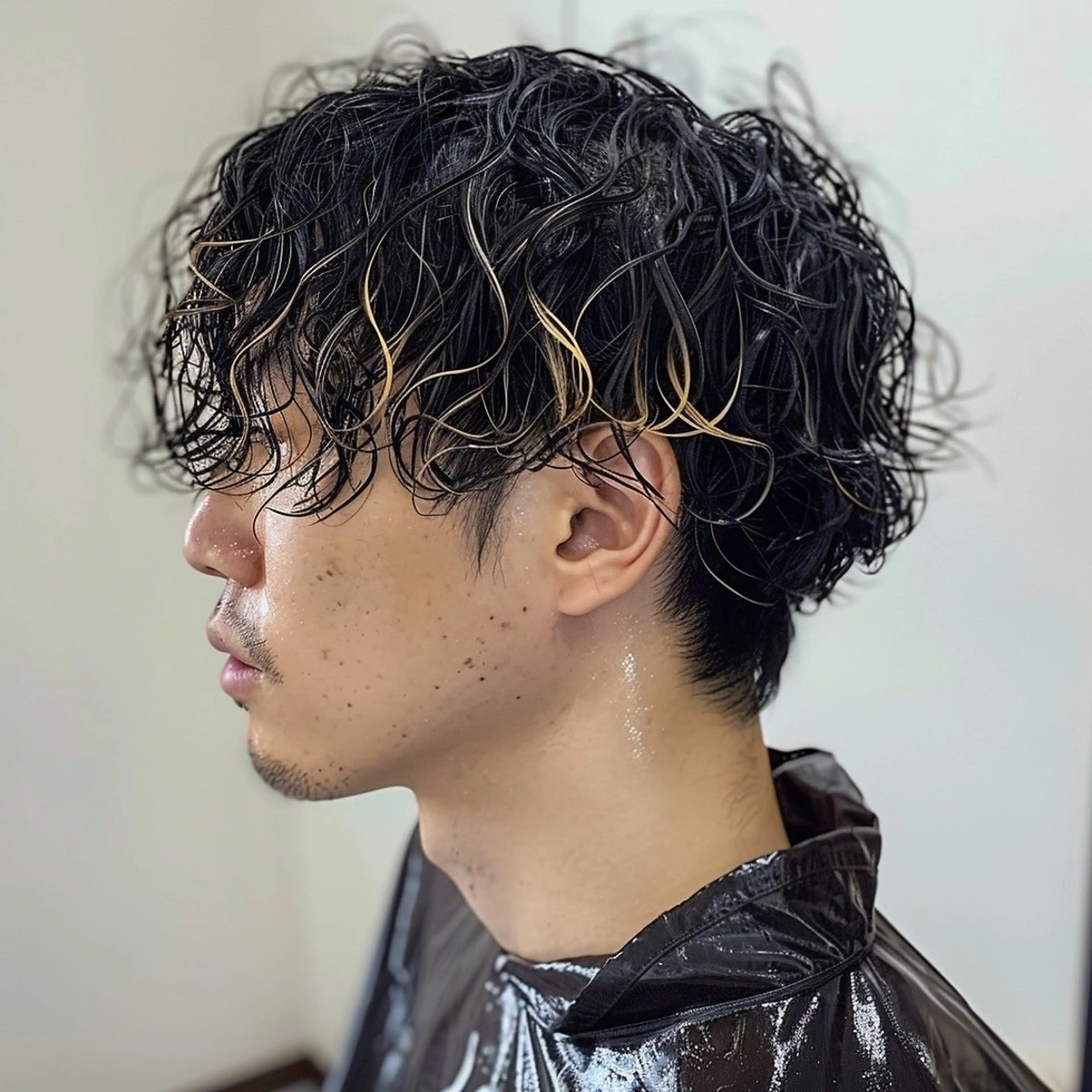 カラー 束感まつぱ🥑🤍 NATUKI🤍のマツエク・マツパデザイン