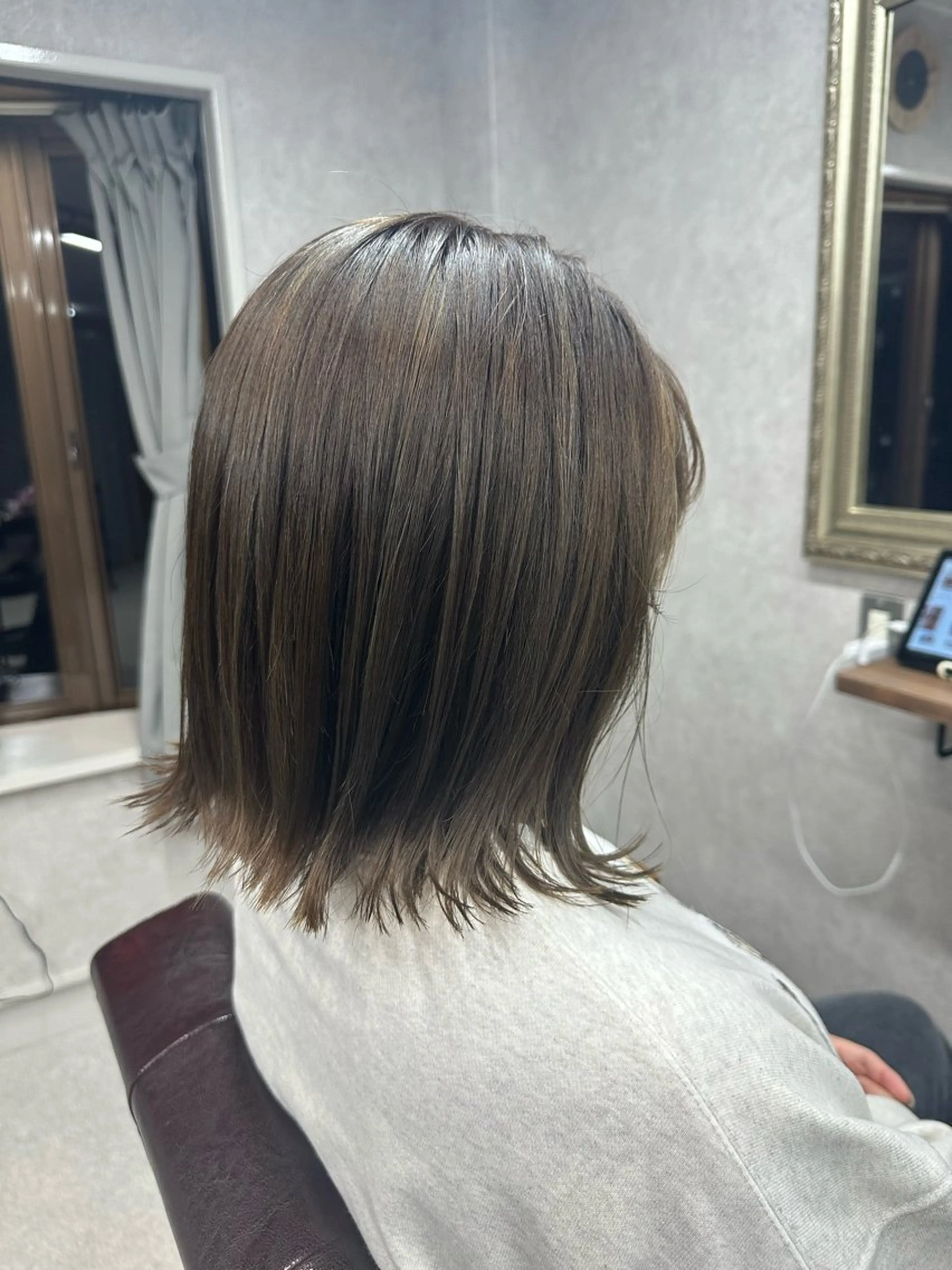 ミディアム カラー カット ヘアカラー トリートメント Lien 深井店のヘアスタイル