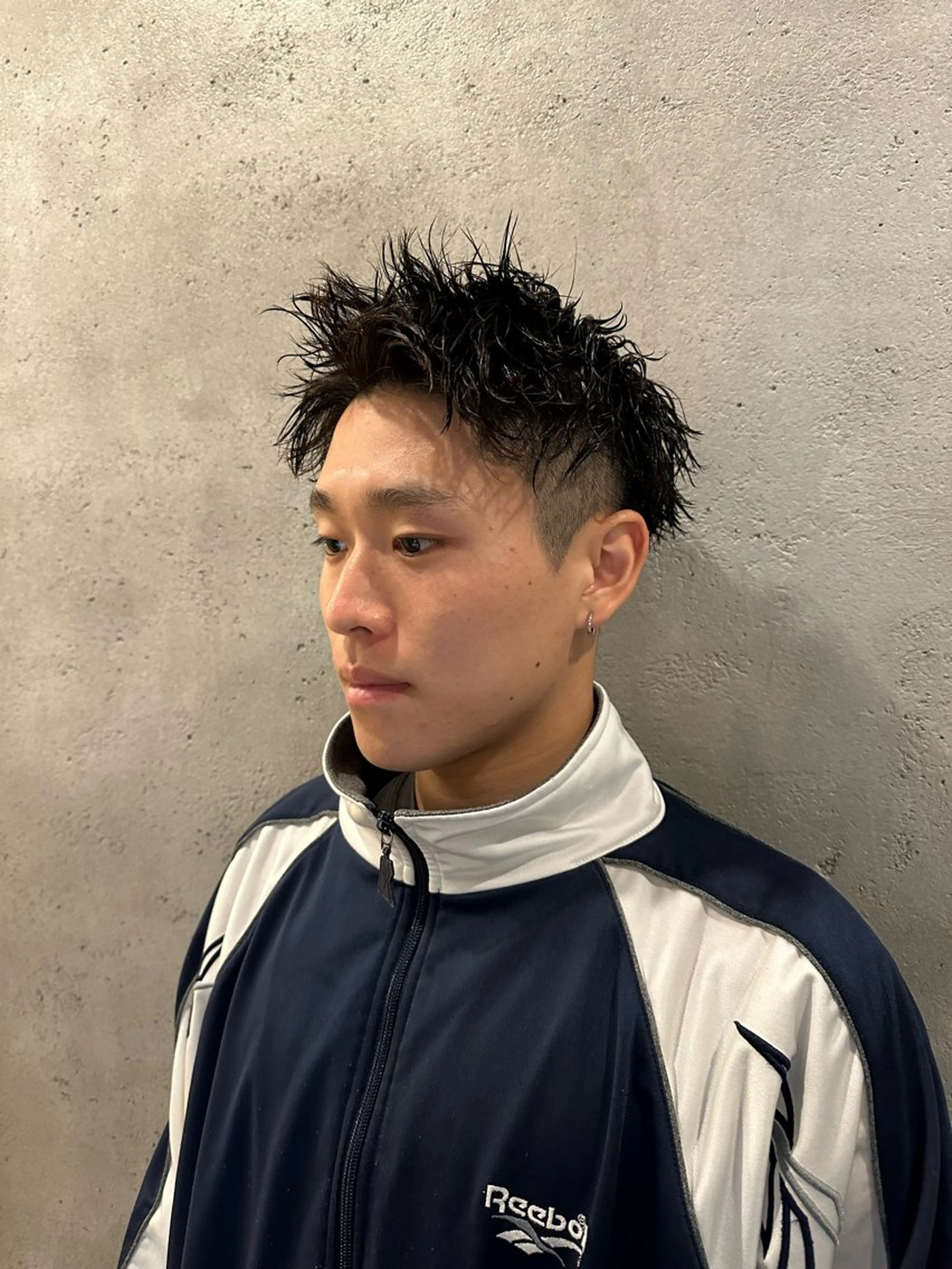 パーマ メンズ メンズパーマ スパイキーショート 刈り上げ カット パーマ 溜 一太のヘアスタイル