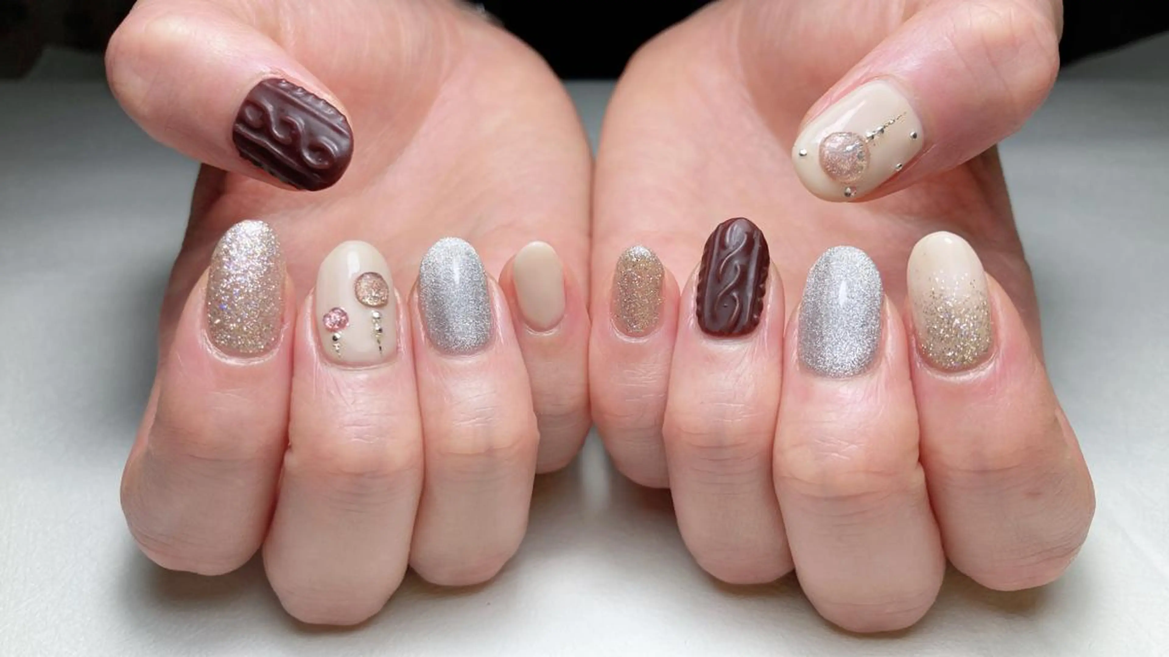 ネイル ewt miniのマツエク・マツパデザイン