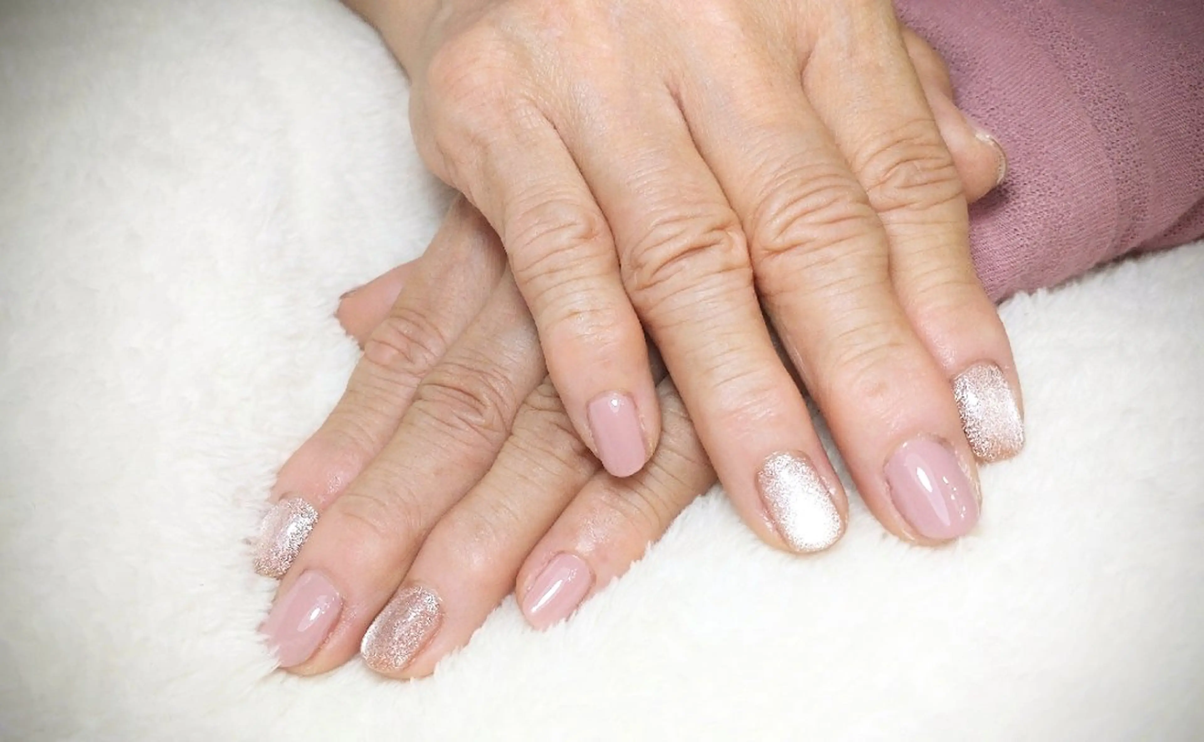 ネイル ハンドネイル フットネイル Nailsalon Latteのネイルデザイン